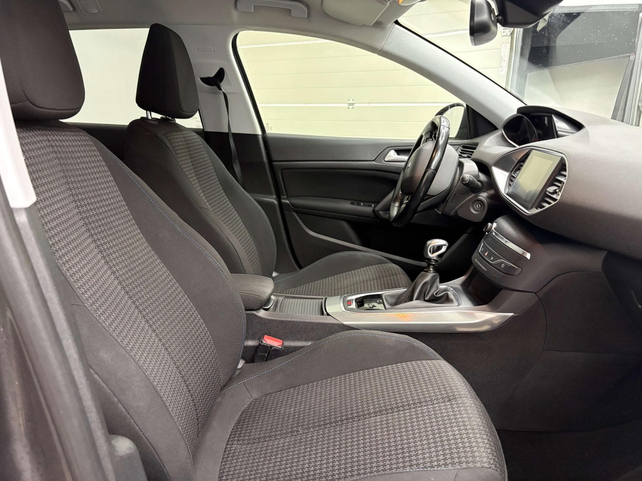 Peugeot 308 SW PureTech 110 Stop (2019) - Foto 6