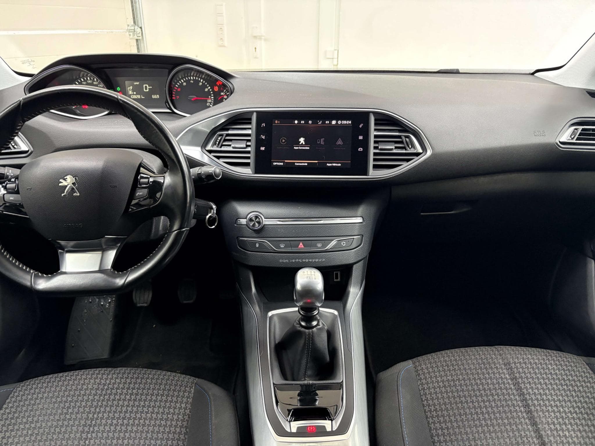 Peugeot 308 SW PureTech 110 Stop (2019) - Foto 8