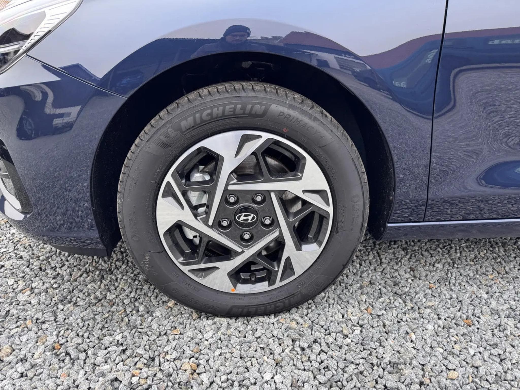 Hyundai i30 1.5 T-GDI 140 DCT Trend + (2025) - Photo 3