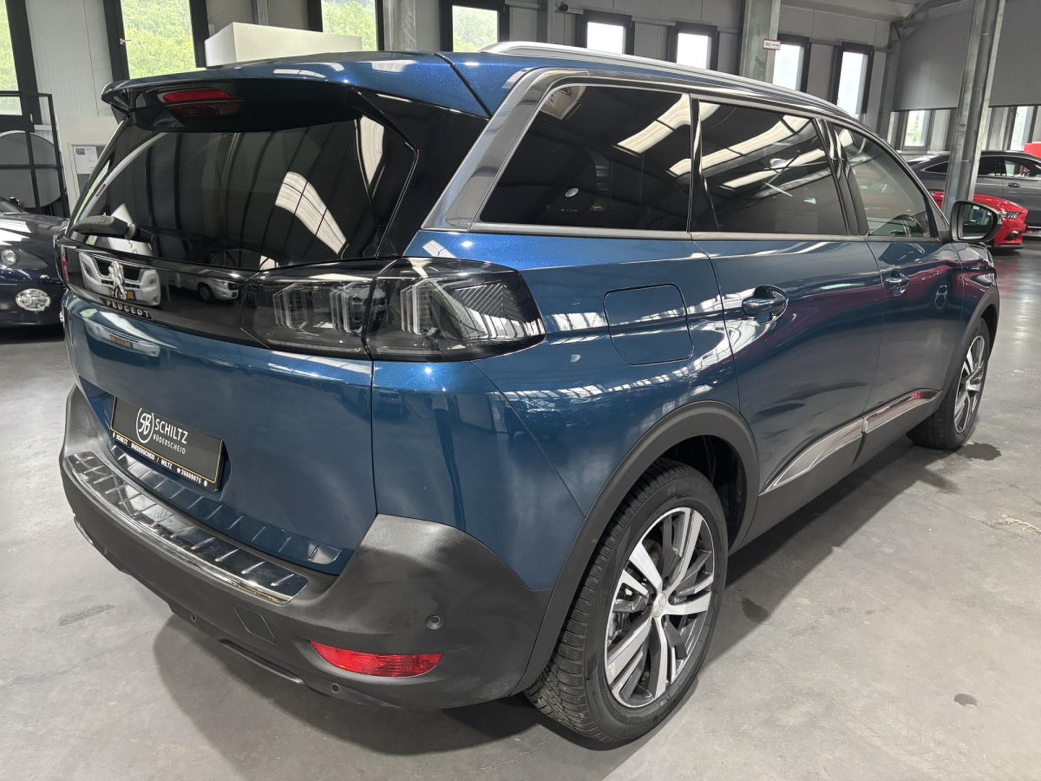 Peugeot 5008 1.5 BlueHDI Allure 7pl (2022) - Foto 3