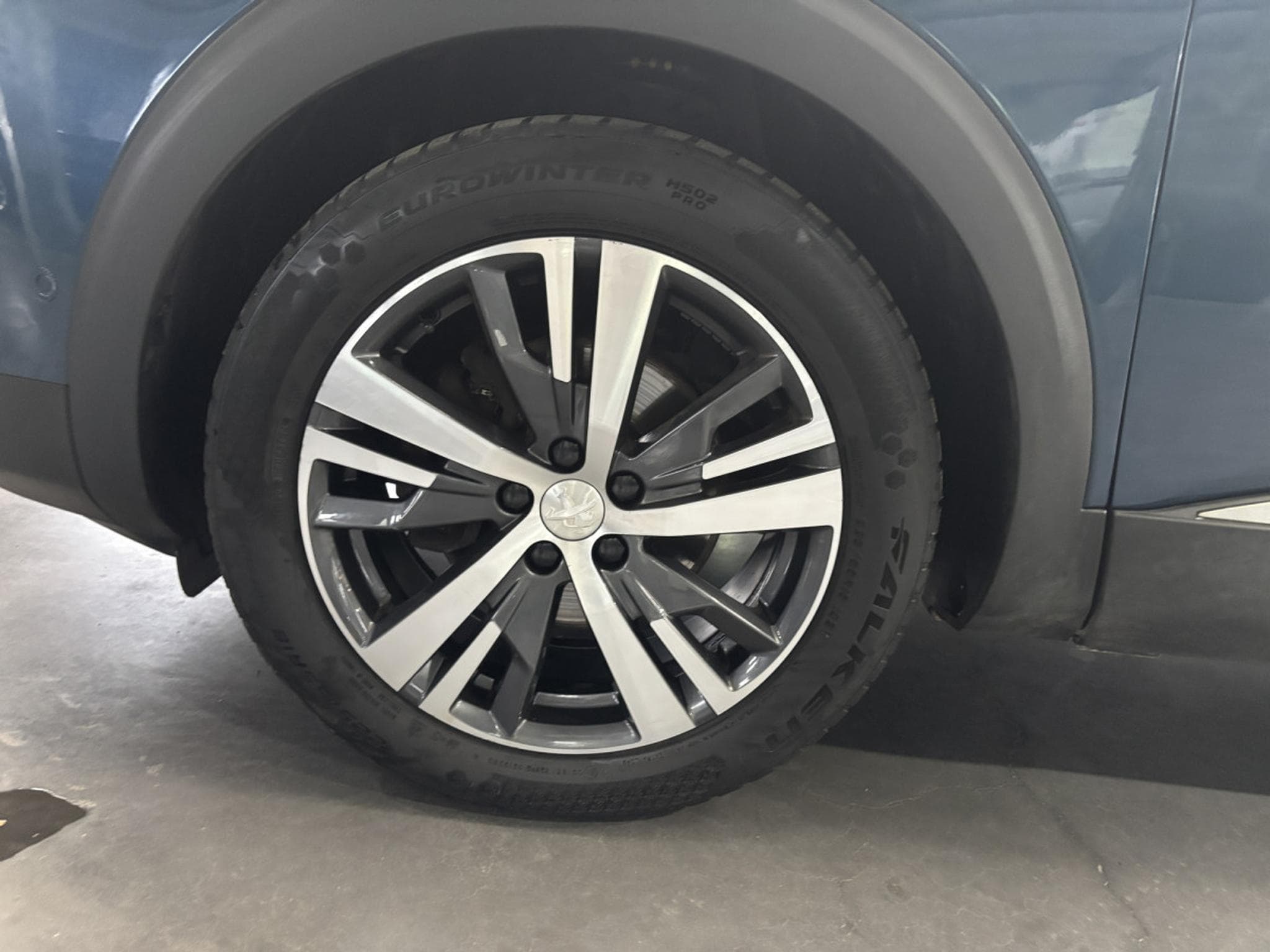 Peugeot 5008 1.5 BlueHDI Allure 7pl (2022) - Foto 8