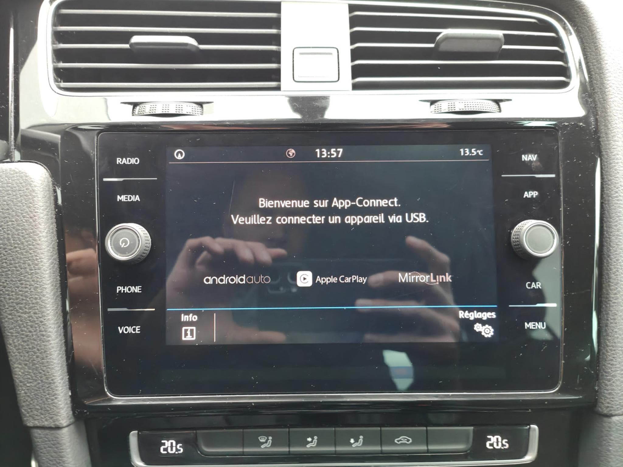 VW Golf 1.0 TSI JOIN GPS CARPLAY CAMERA APS AV/ARR (2018) - Photo 16