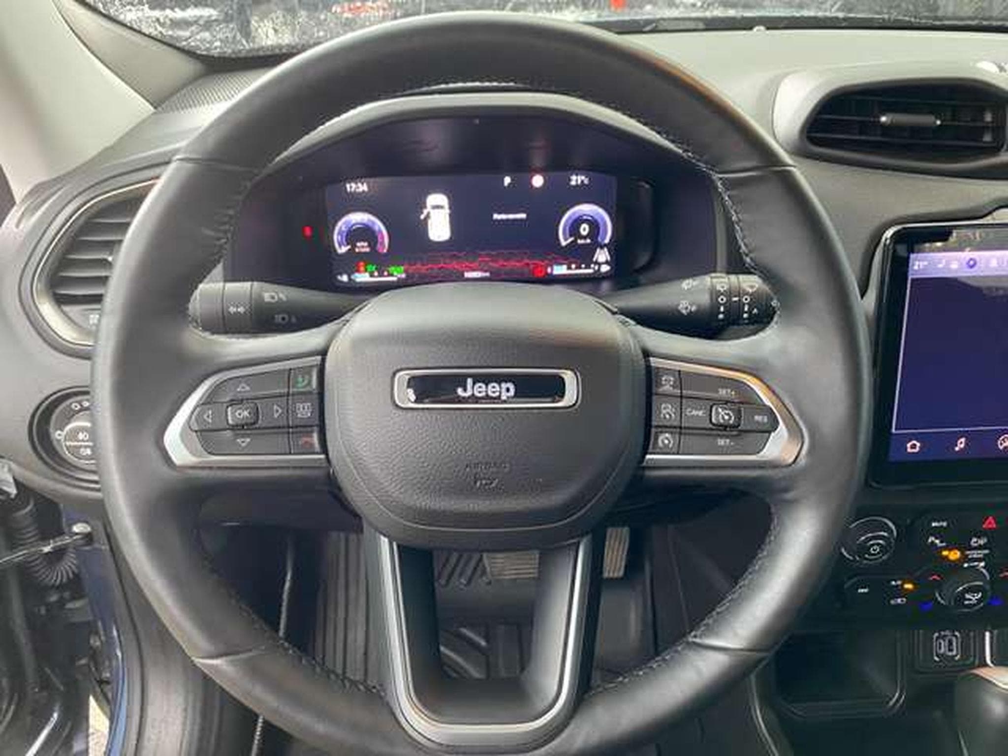 Jeep Renegade Renegade 1.3 T-GDI 4xe PLUG-IN Hybrid (2024) - Photo 8