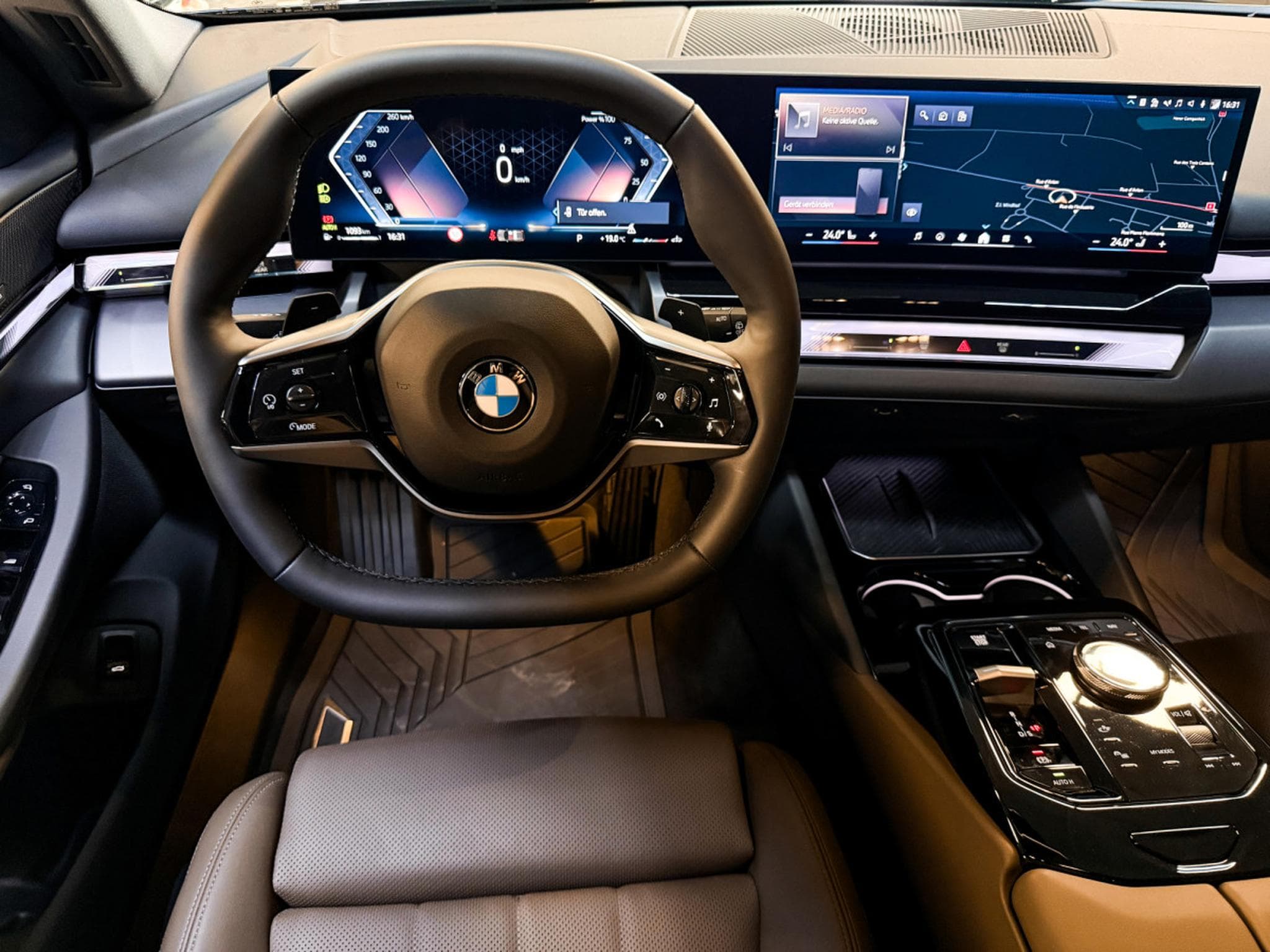 BMW 520 Touring (2025) - Foto 11