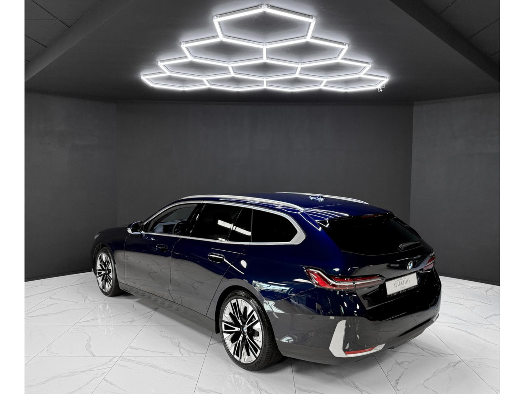 BMW 520 Touring (2025) - Foto 3