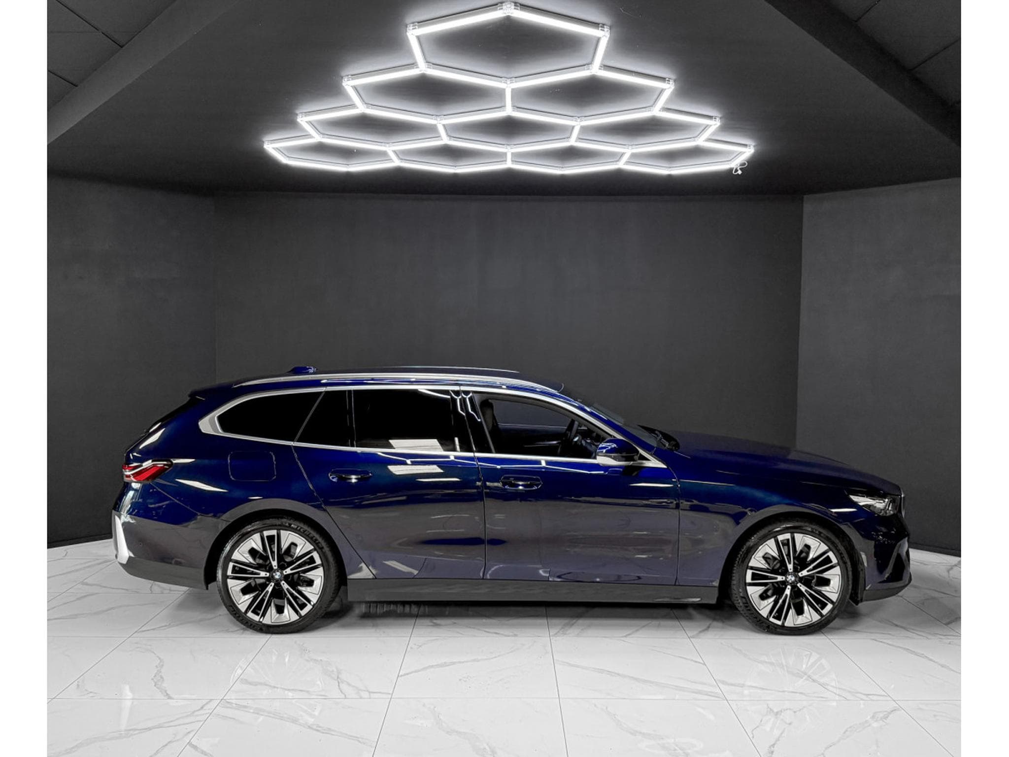 BMW 520 Touring (2025) - Foto 6