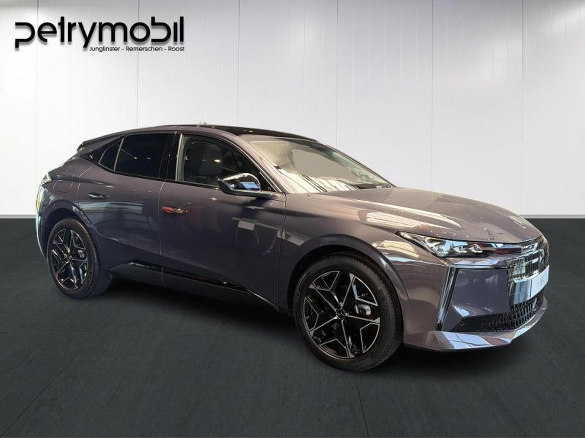 DS Automobiles DS4 ETOILE N°4 (2025) - Foto 3
