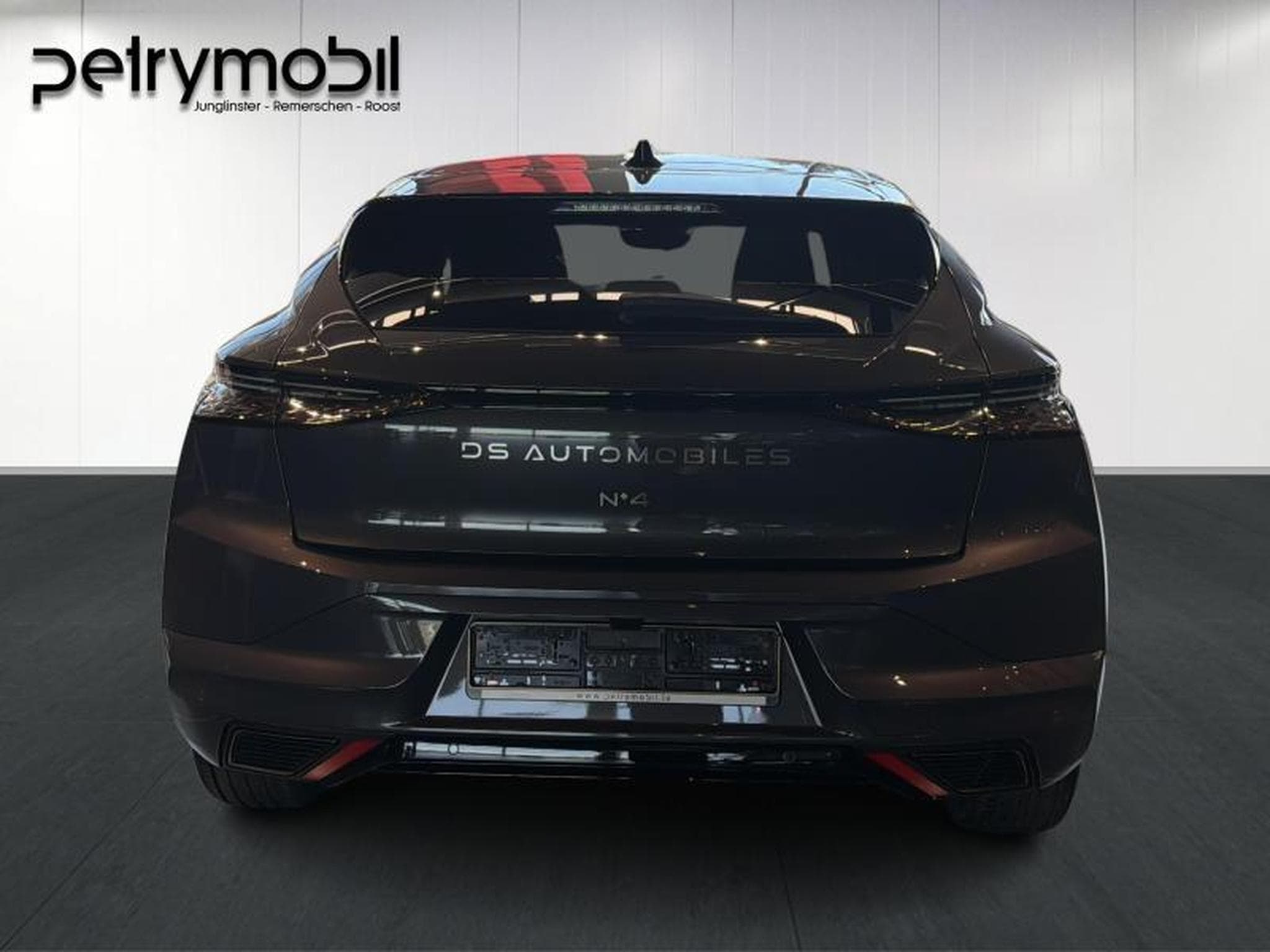 DS Automobiles DS4 ETOILE N°4 (2025) - Foto 5