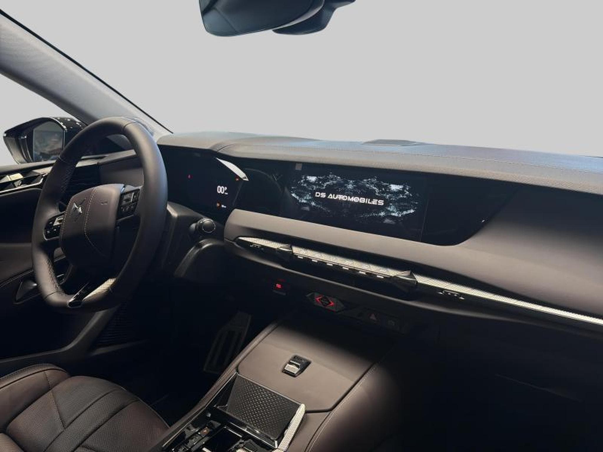 DS Automobiles DS4 ETOILE N°4 (2025) - Foto 8