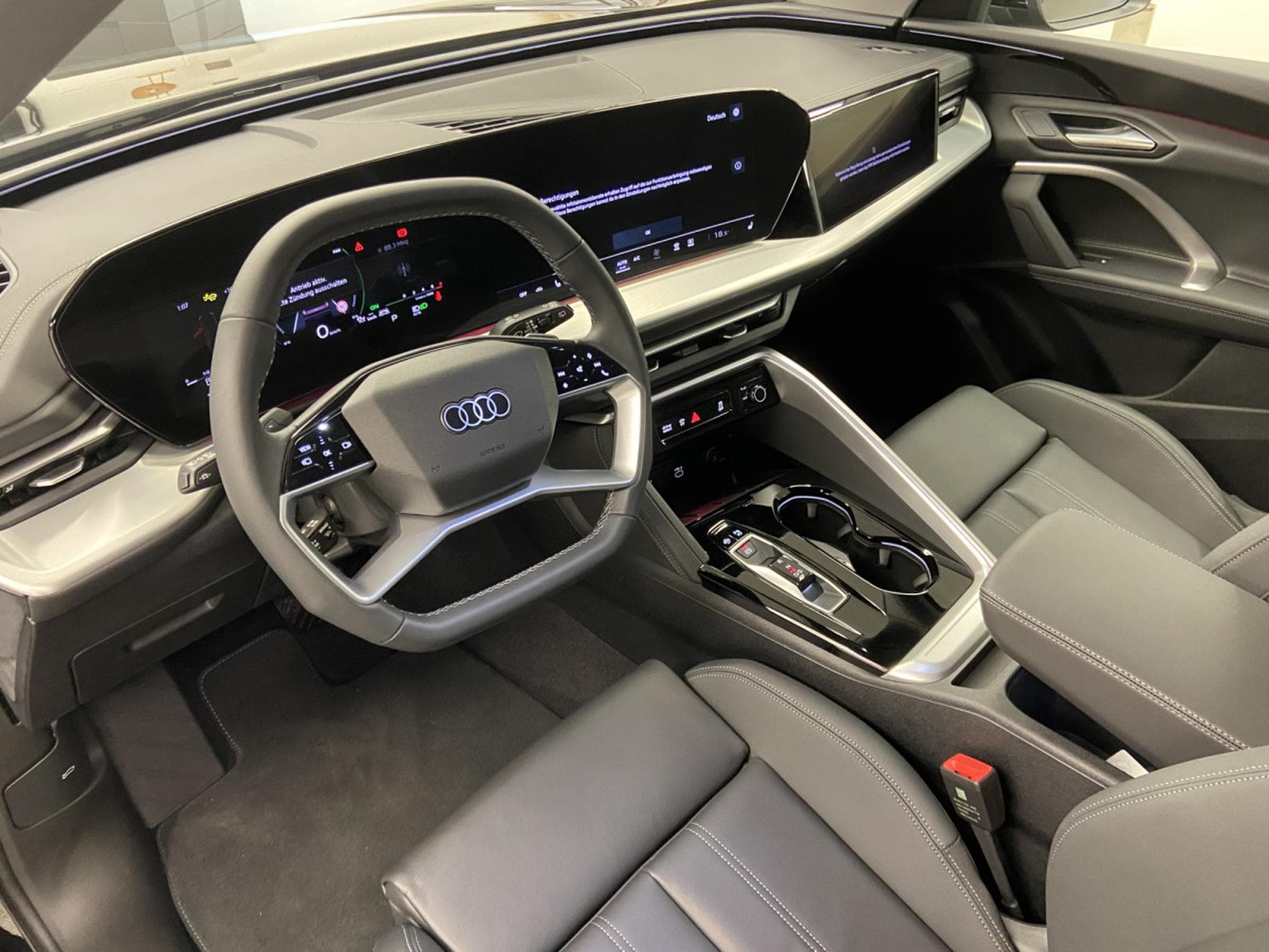 Audi Q5 SUV e-hybrid 299 CH / 220 KW quattro S tronic (2025) - Foto 4