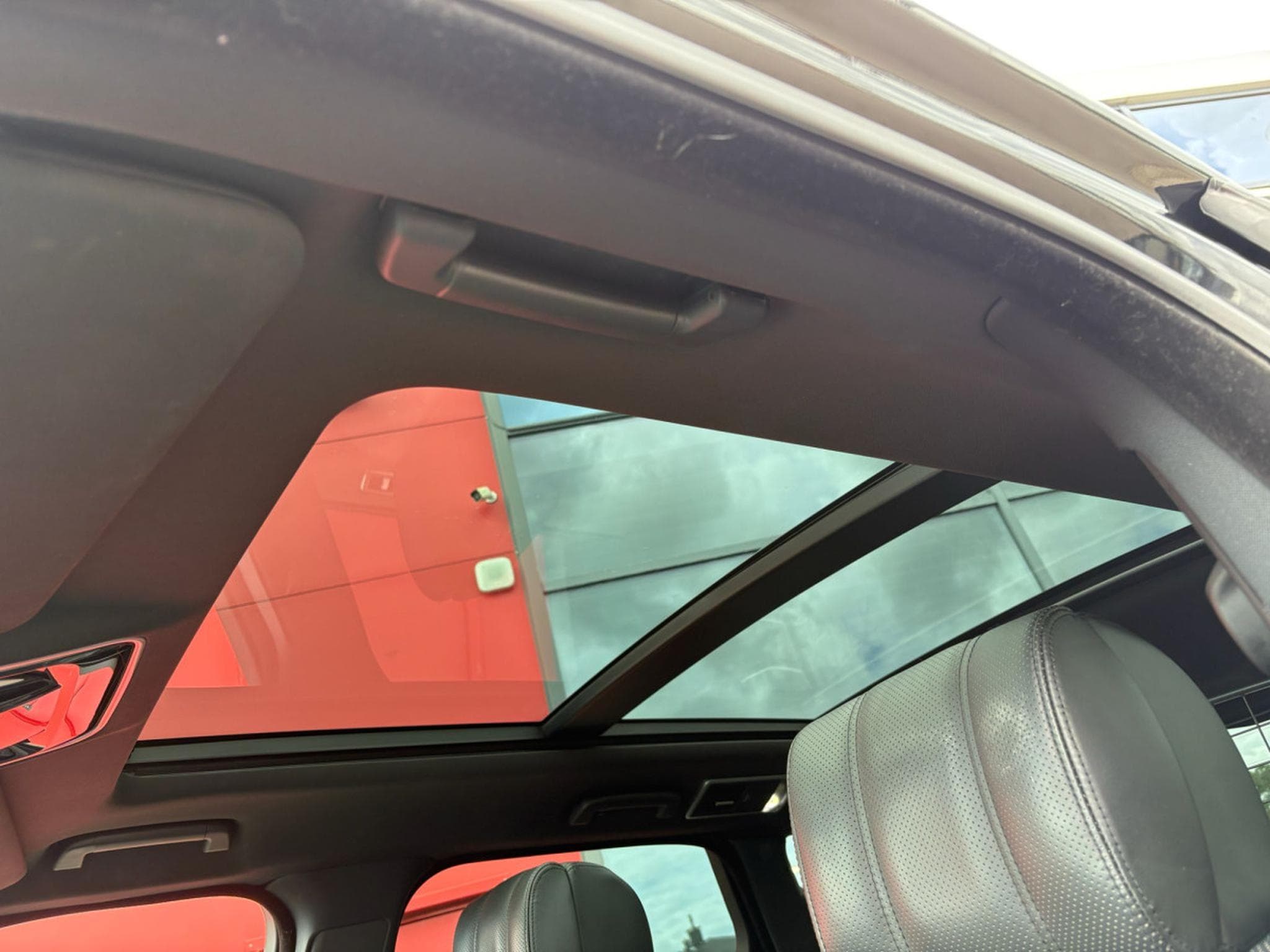 Land-Rover Range Rover Sport 5.0 LITRES 510CH 7 PLACES (2015) - Foto 21