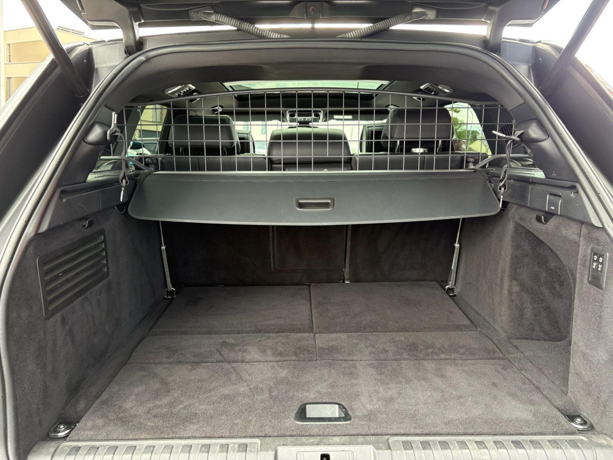 Land-Rover Range Rover Sport 5.0 LITRES 510CH 7 PLACES (2015) - Foto 22