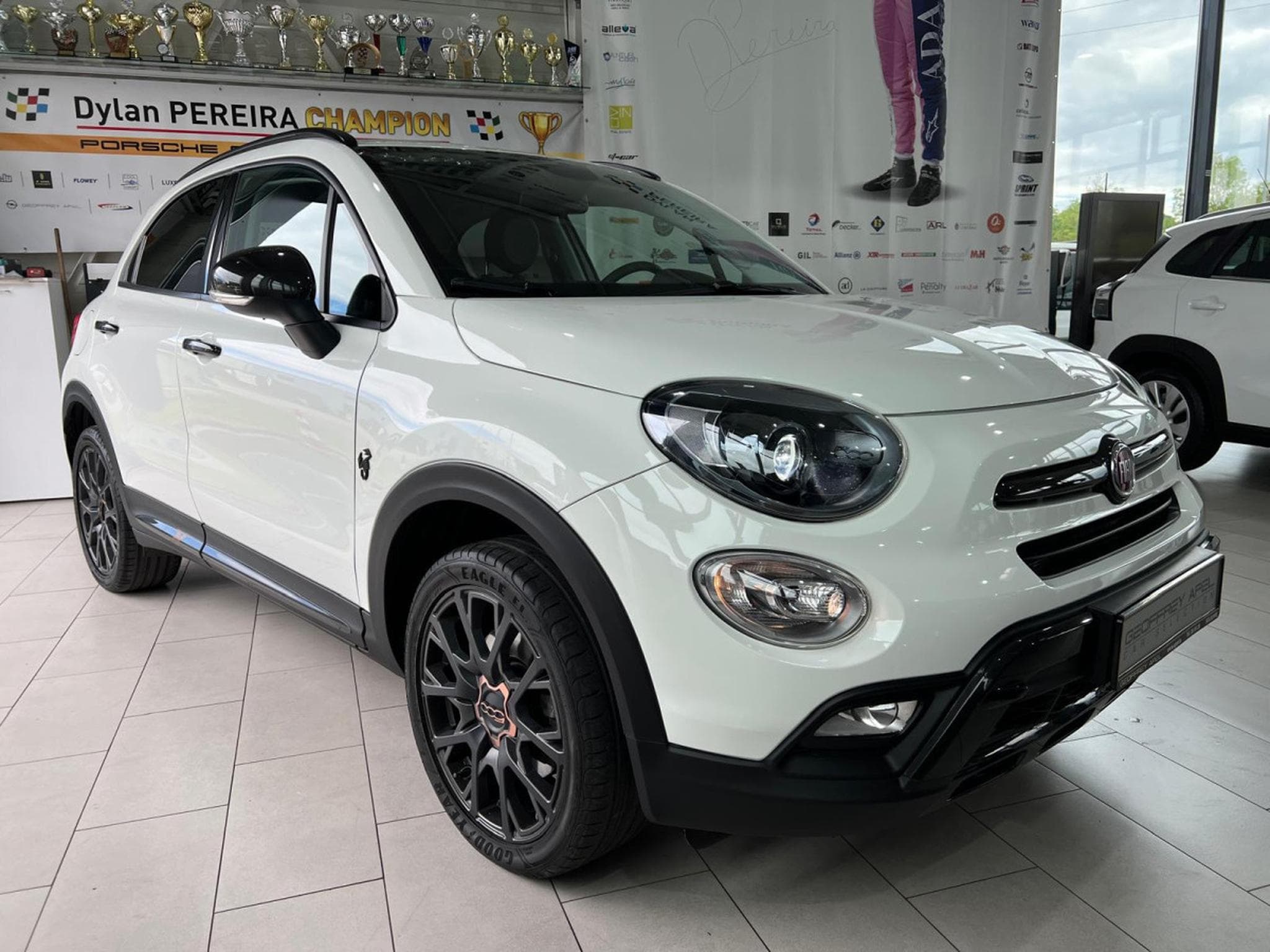 Fiat 500X 1.4 TURBO S-DESIGN, CUIR, NAVI, CAMERA, BLUETOOTH, 1 HAND, C (2018) - Foto 4