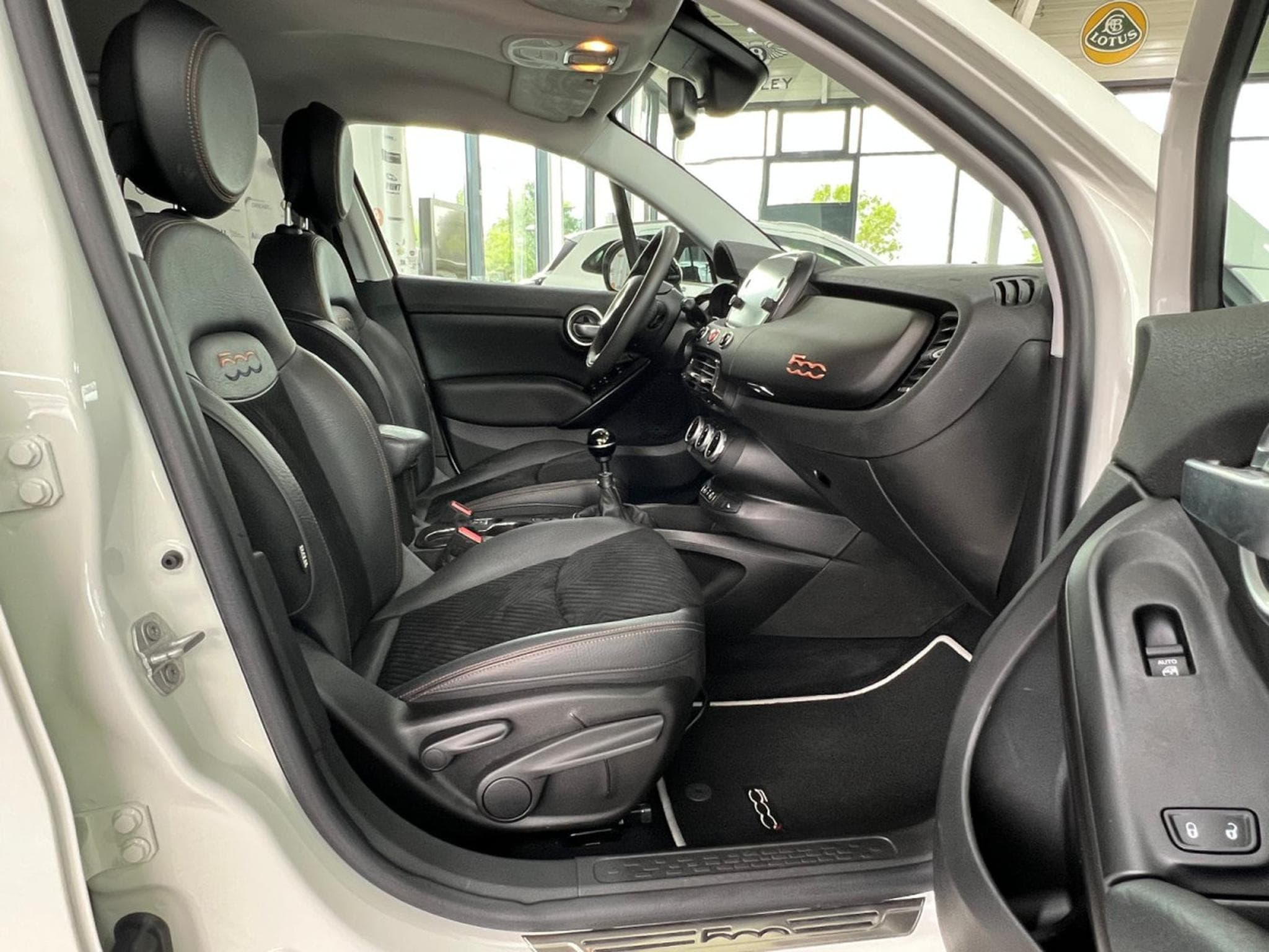 Fiat 500X 1.4 TURBO S-DESIGN, CUIR, NAVI, CAMERA, BLUETOOTH, 1 HAND, C (2018) - Foto 5