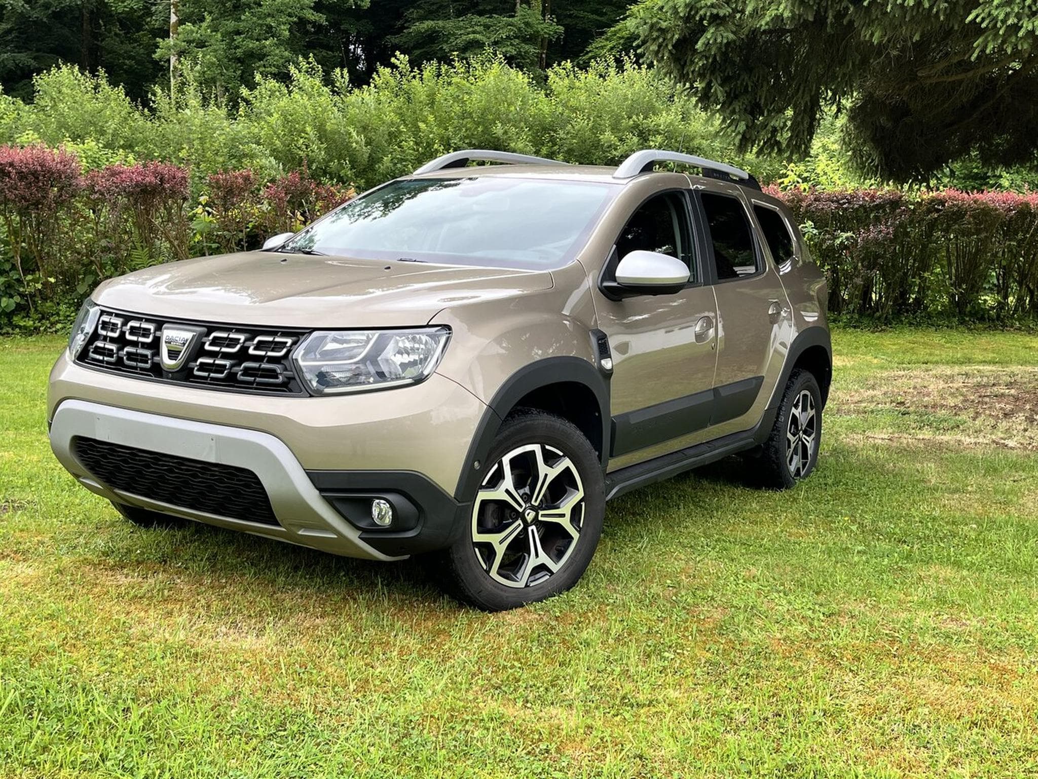 Dacia Duster 4x4 PRESTIGE ESSENCE 125 CH FULL OPTIONS - GARANTIE 12 MOIS (2018) - Foto 2