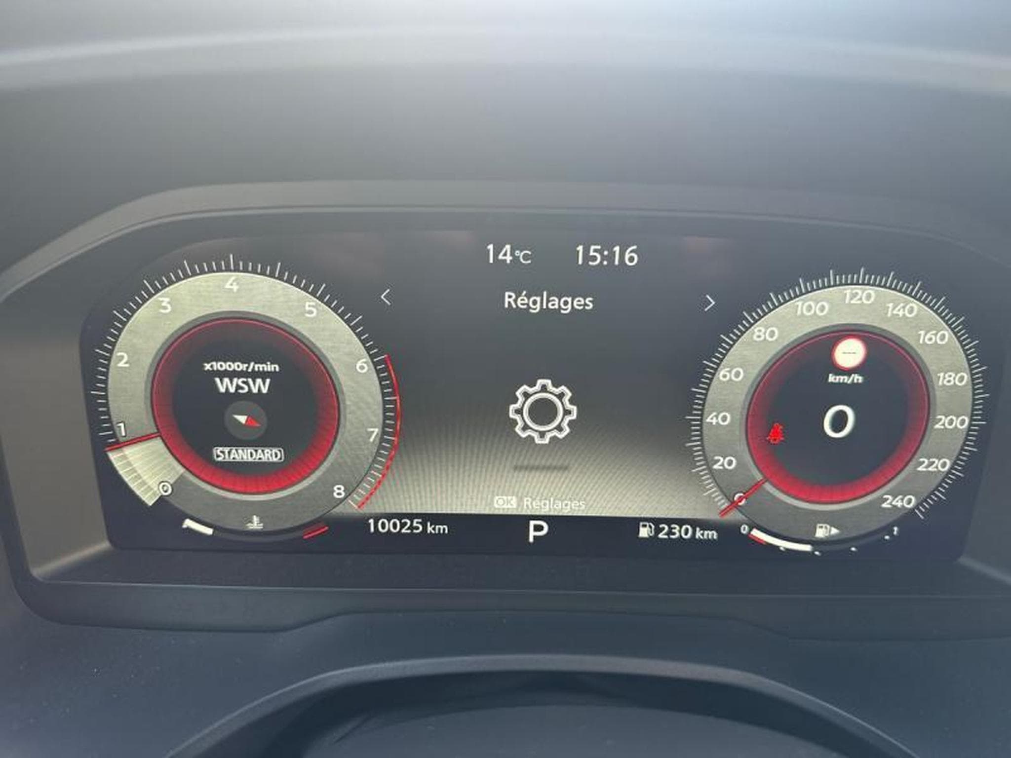 Nissan Qashqai TEKNA (2024) - Foto 10