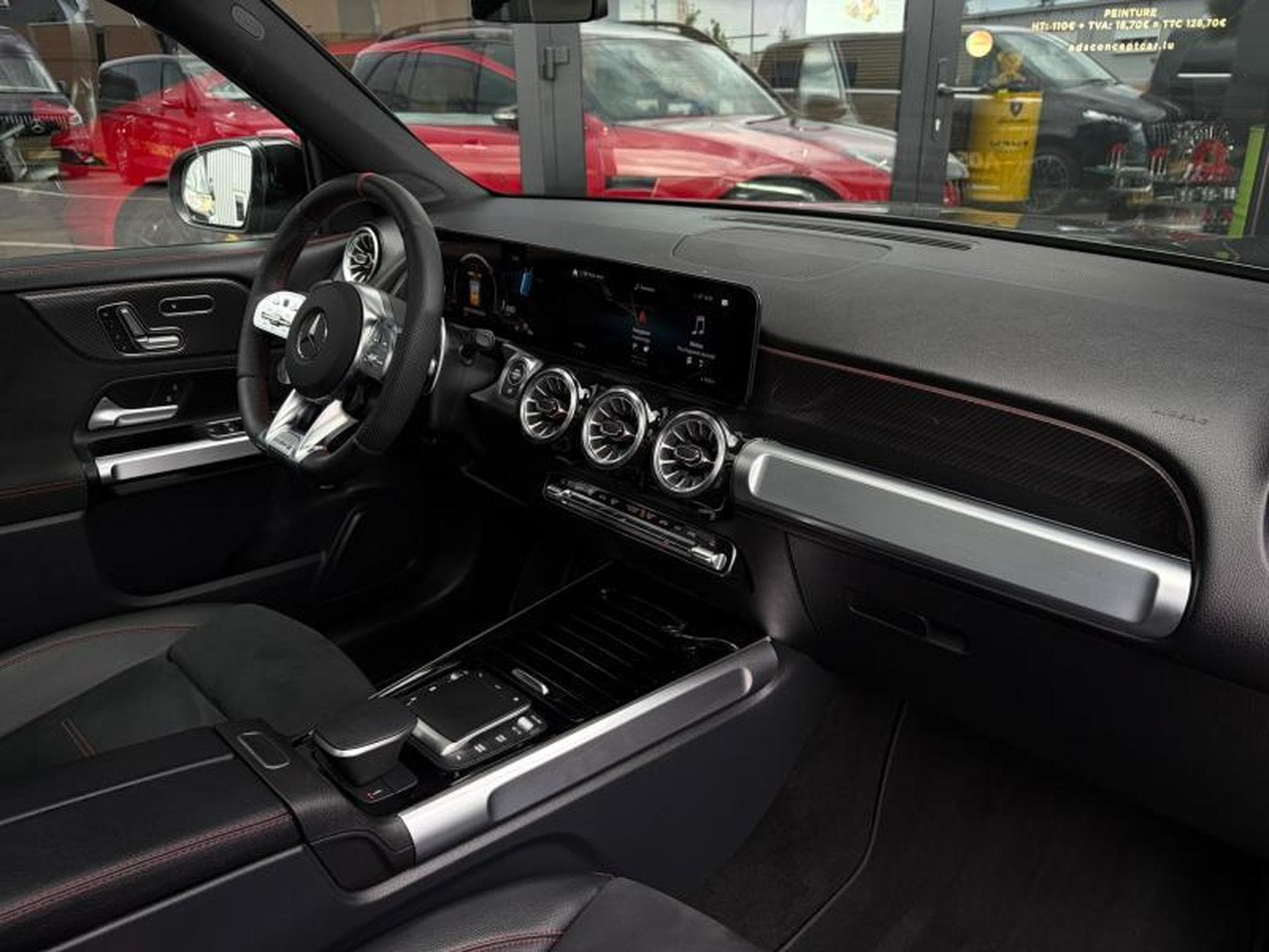 Mercedes GLB 35 AMG GLB 35 AMG 4MATIC (2023) - Photo 10