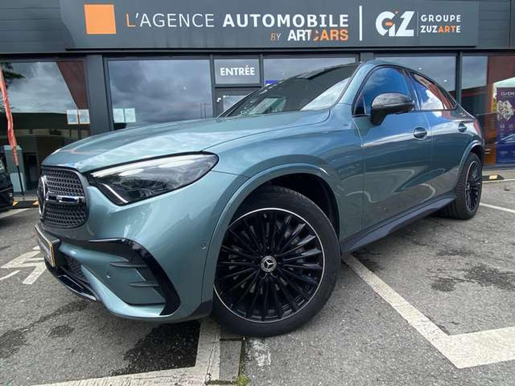 Mercedes GLC 200 GLC 200 4Matic 9G-TRONIC STAR Edition AMG Line (2025) - Photo 2