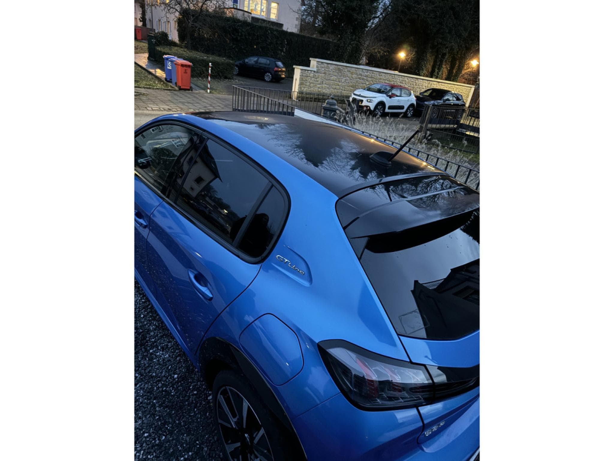 Peugeot 208 GT Line 101cv 6G (2020) - Photo 11