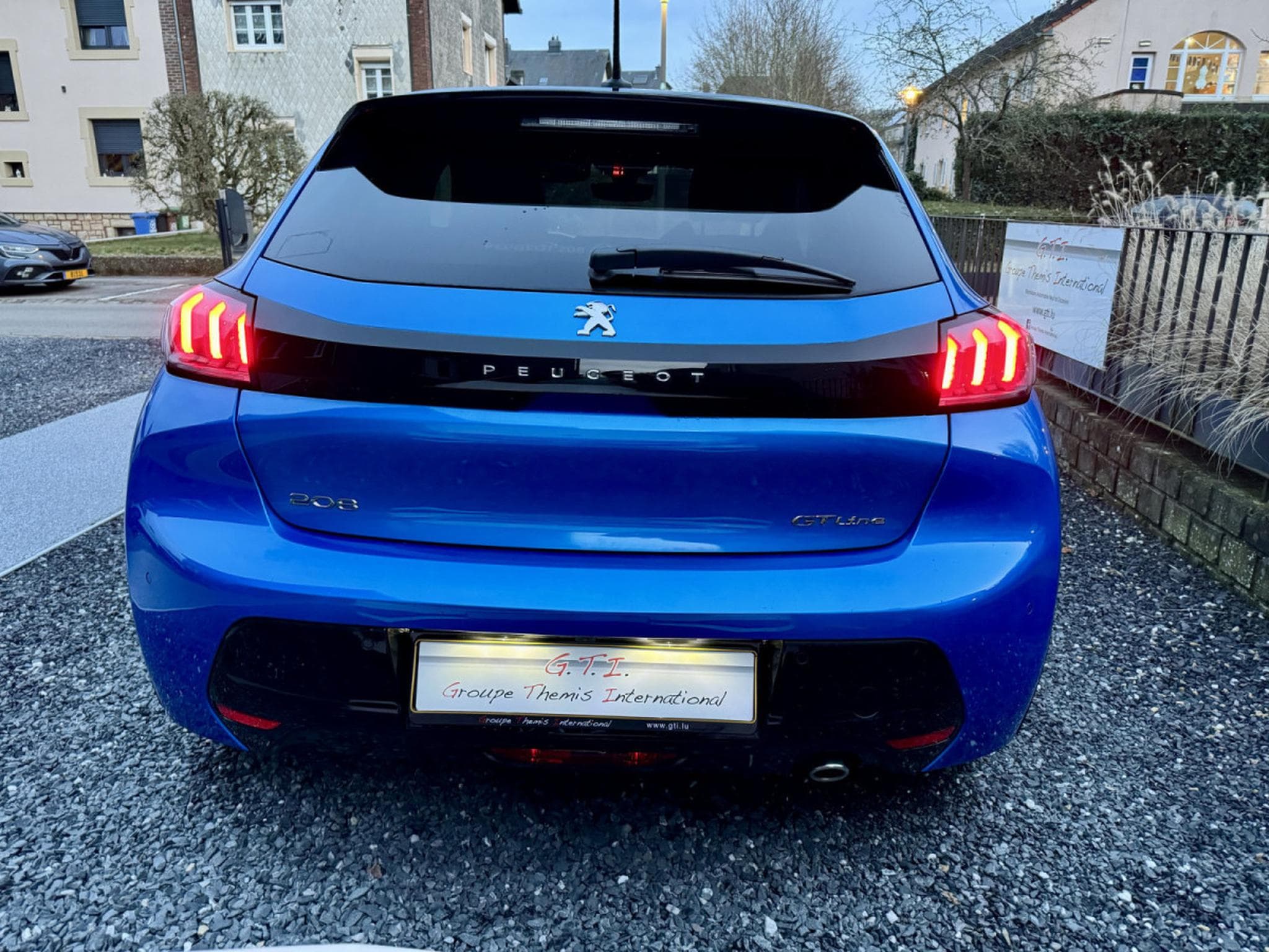 Peugeot 208 GT Line 101cv 6G (2020) - Photo 3
