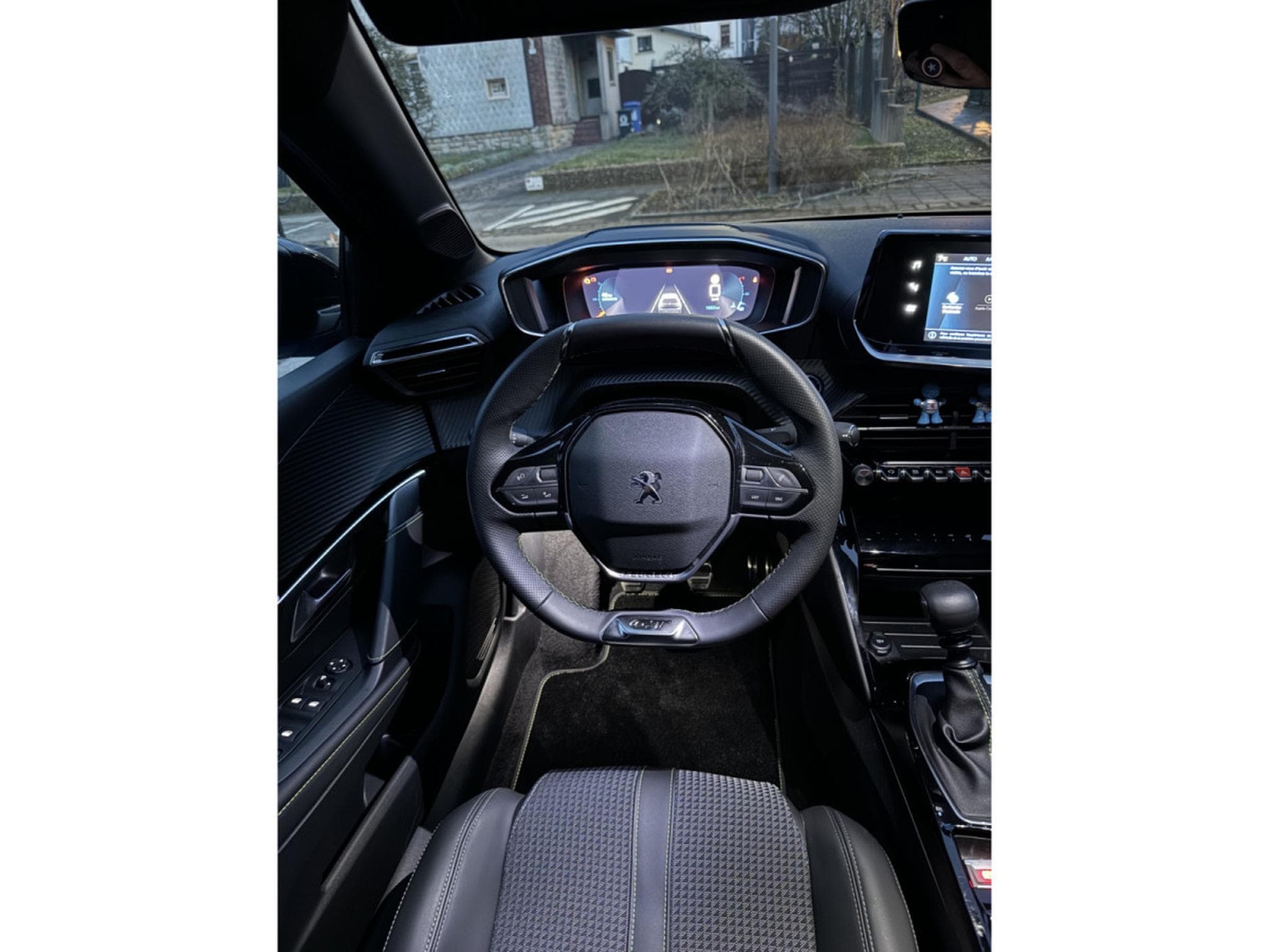 Peugeot 208 GT Line 101cv 6G (2020) - Photo 9