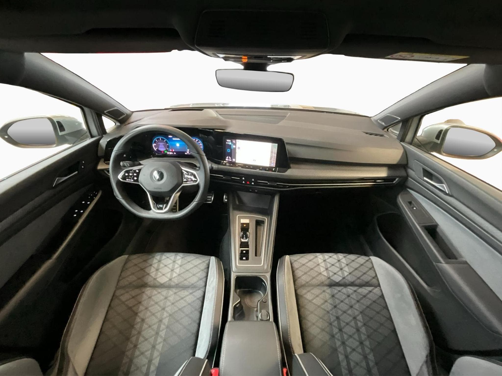 VW Golf R-Line+DSG+Pano+Matrix-LED+Head.Up (2022) - Photo 2