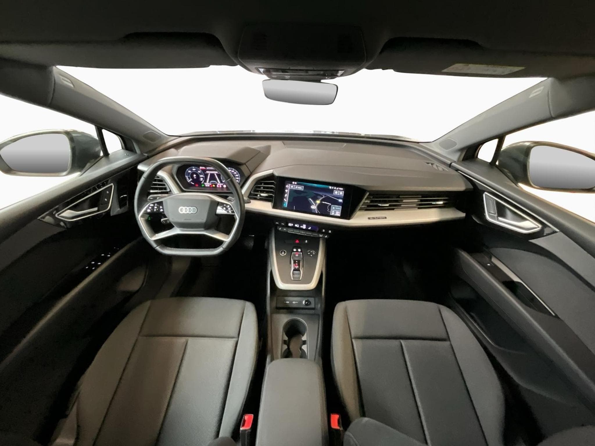 Audi Q4 e-tron 52kWh+35e-tron+Led+Navi+P.Confort+P.Assistance (2022) - Photo 3