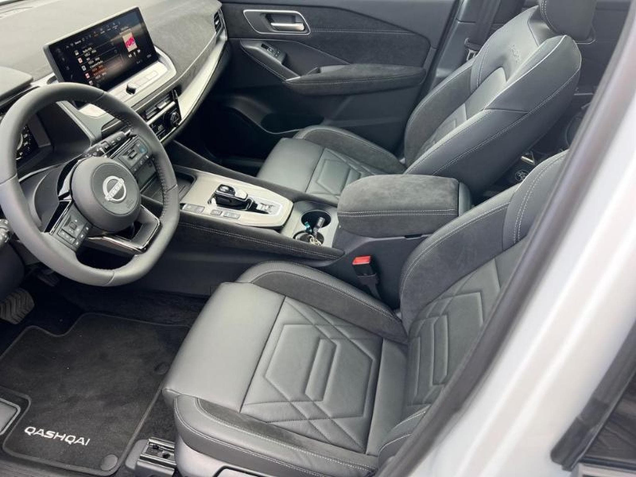 Nissan Qashqai NDESIGN EPOWER (2024) - Foto 19