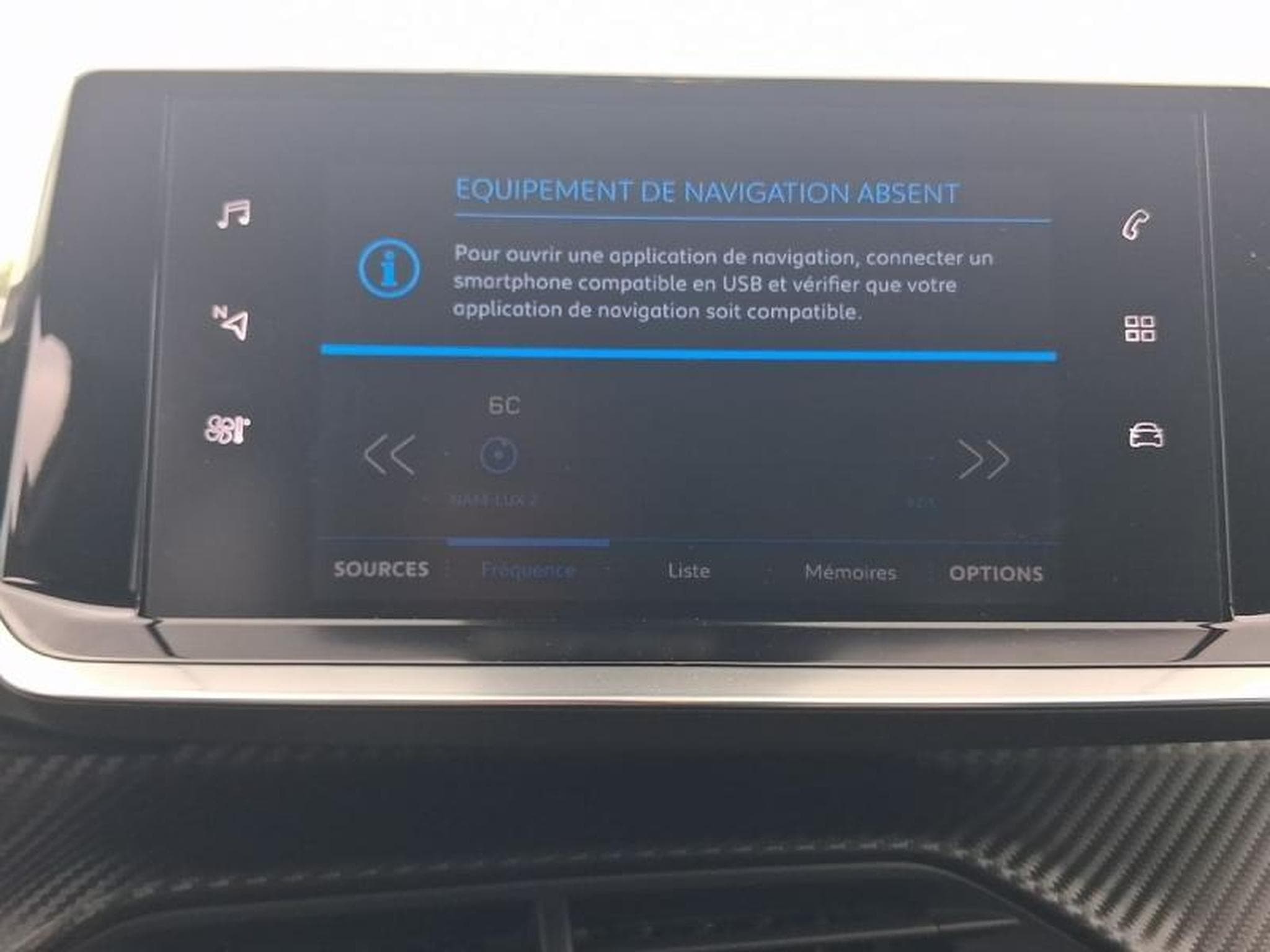 PEUGEOT 208 1.2 PureTech 100ch S&S Allure 118g (2022) - Foto 9