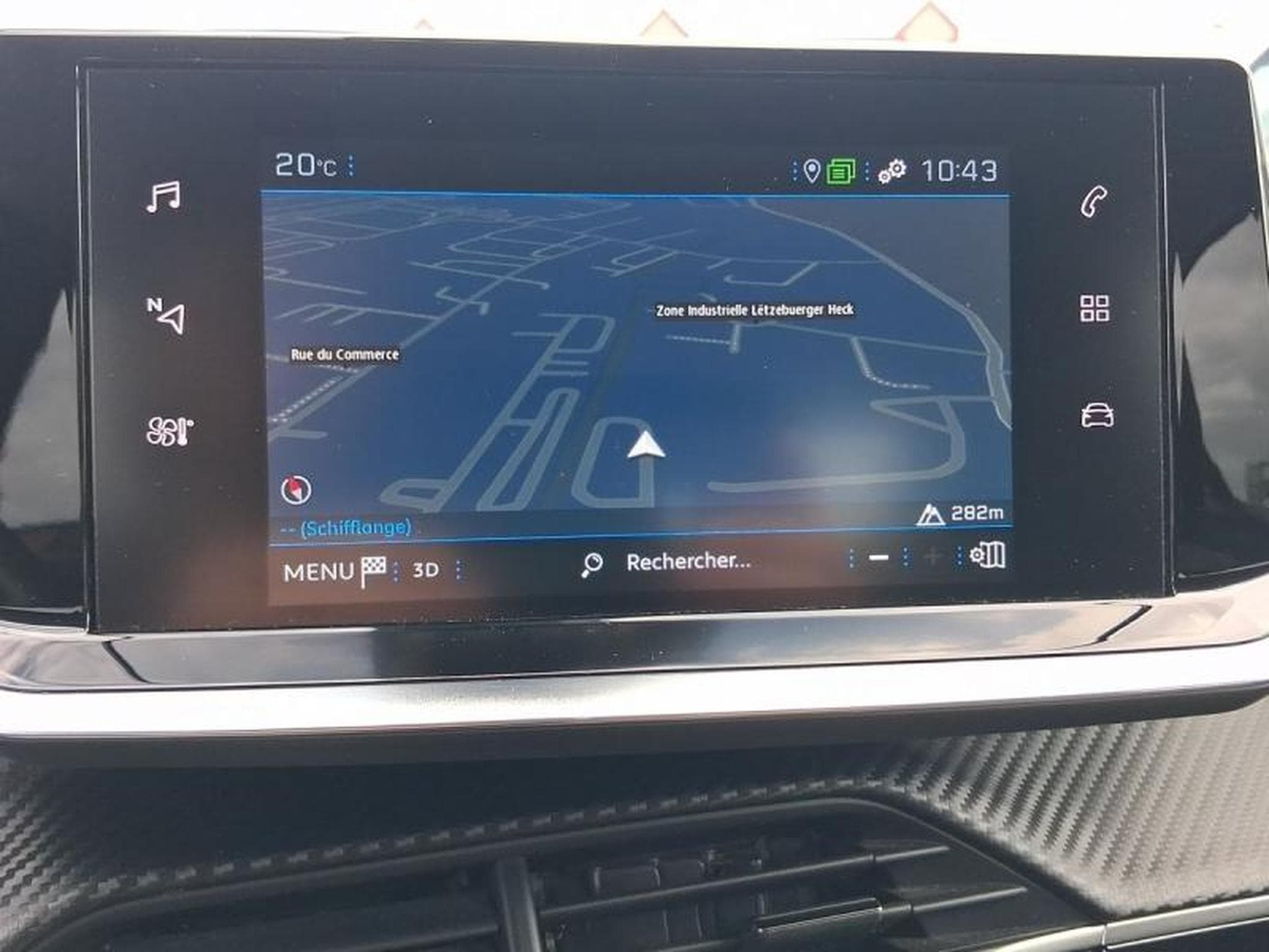 PEUGEOT 2008 1.2 PureTech 130ch S&S Allure (2022) - Foto 9