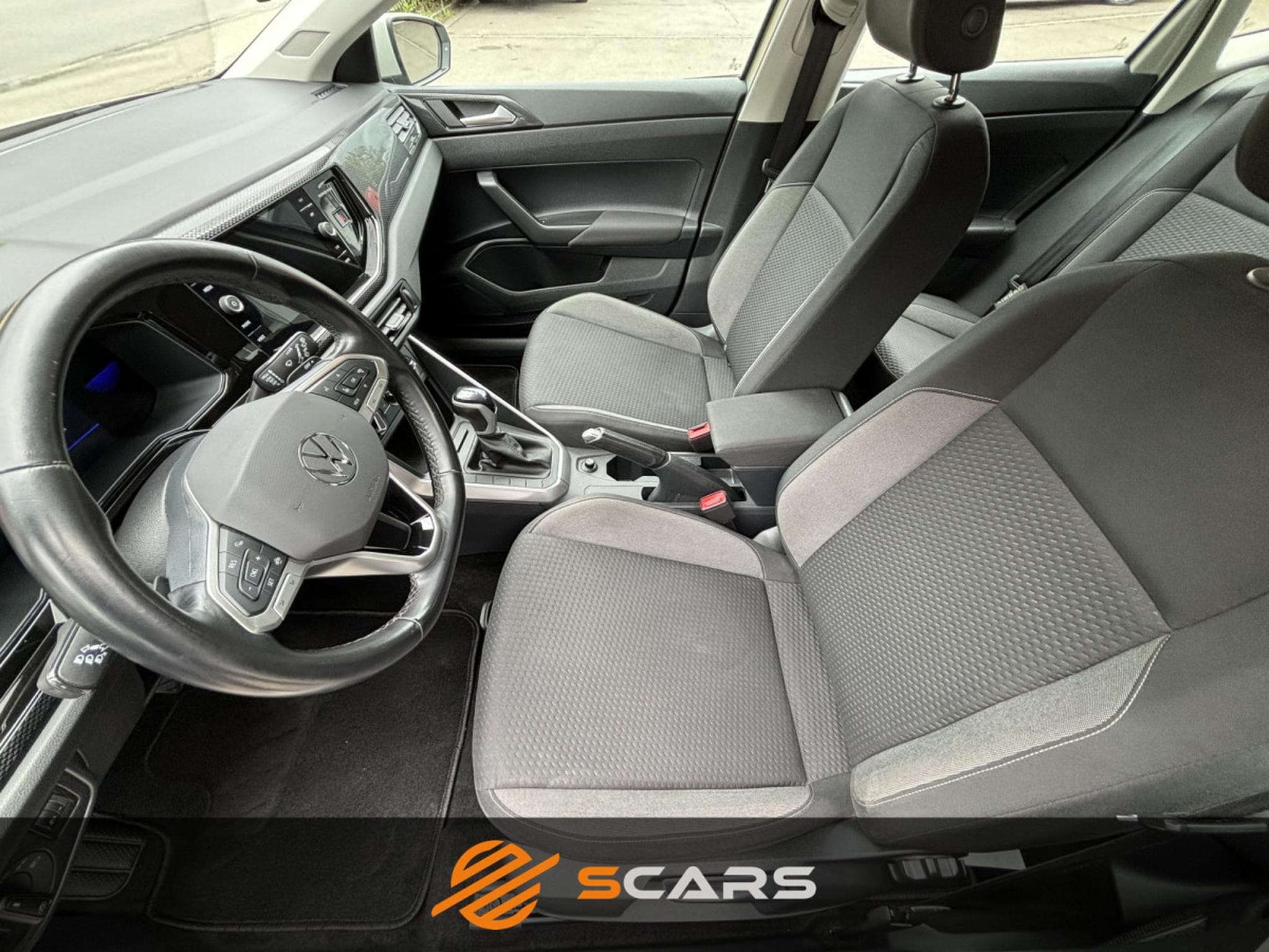 VW Polo 1.0 Tsi DSG 95cv (2023) - Foto 8