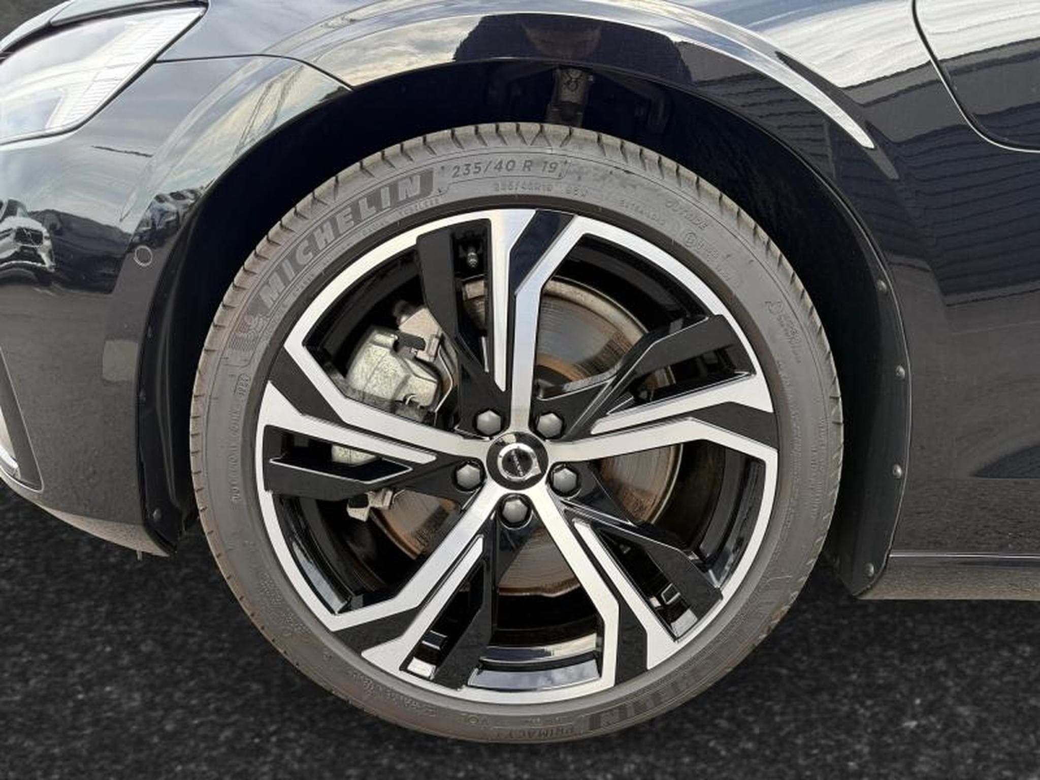 Volvo V60 T6 AWD Plus Dark / Hybride (2024) - Foto 14