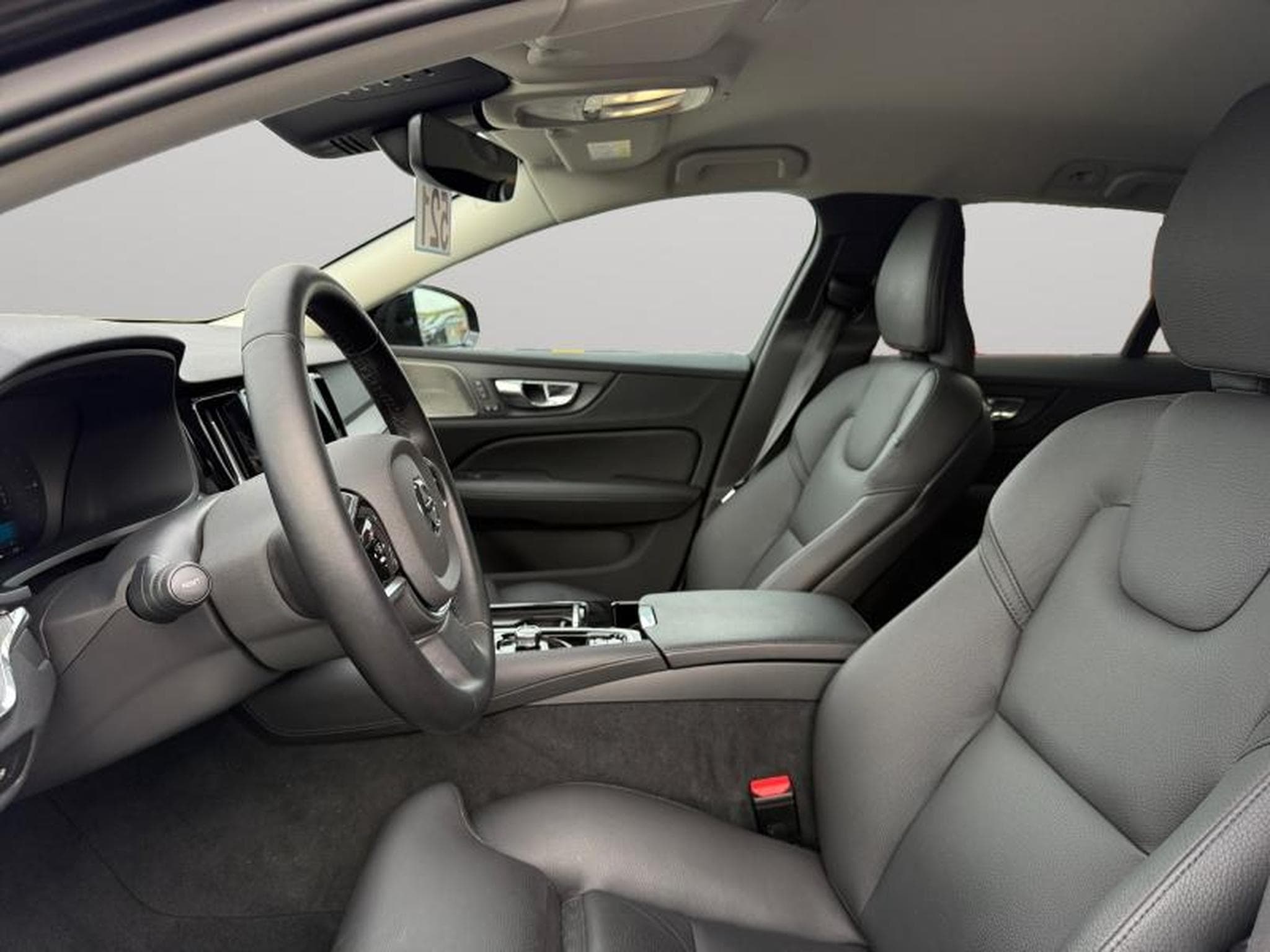 Volvo V60 T6 AWD Plus Dark / Hybride (2024) - Foto 9