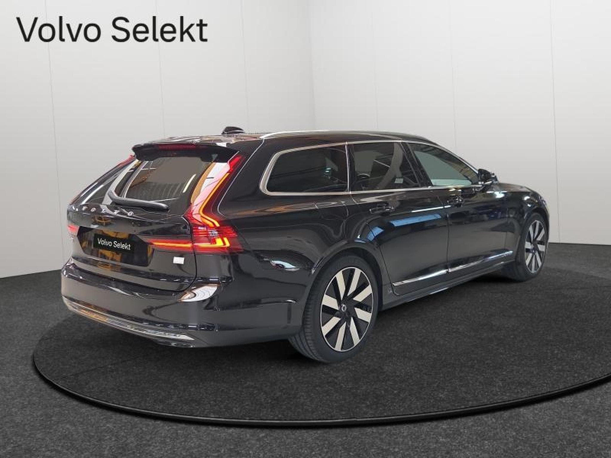 Volvo V90 T8 Inscription / Hybride (2024) - Foto 2