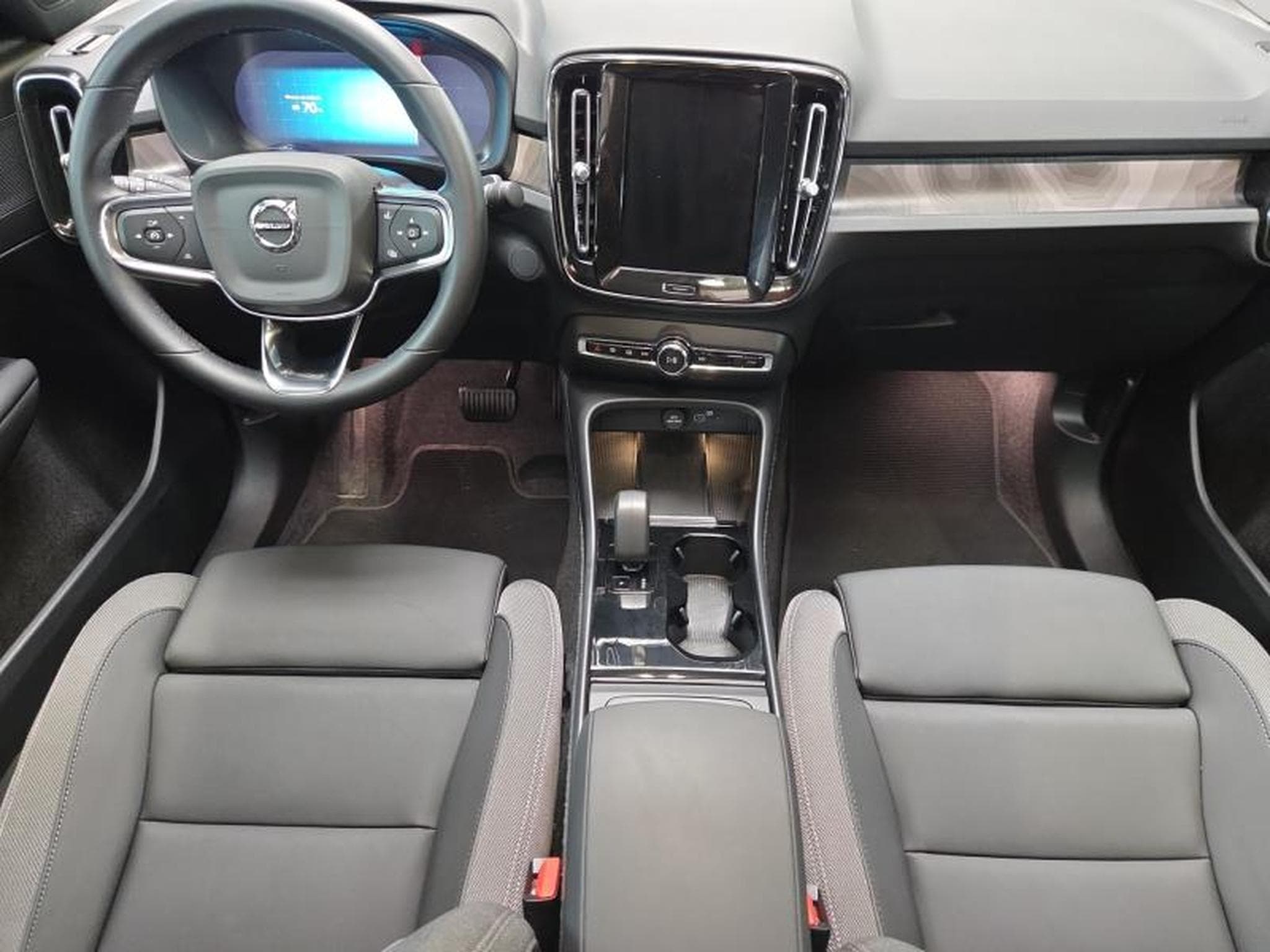 Volvo C40 Single Motor Extended Range / Electrique (2025) - Foto 3