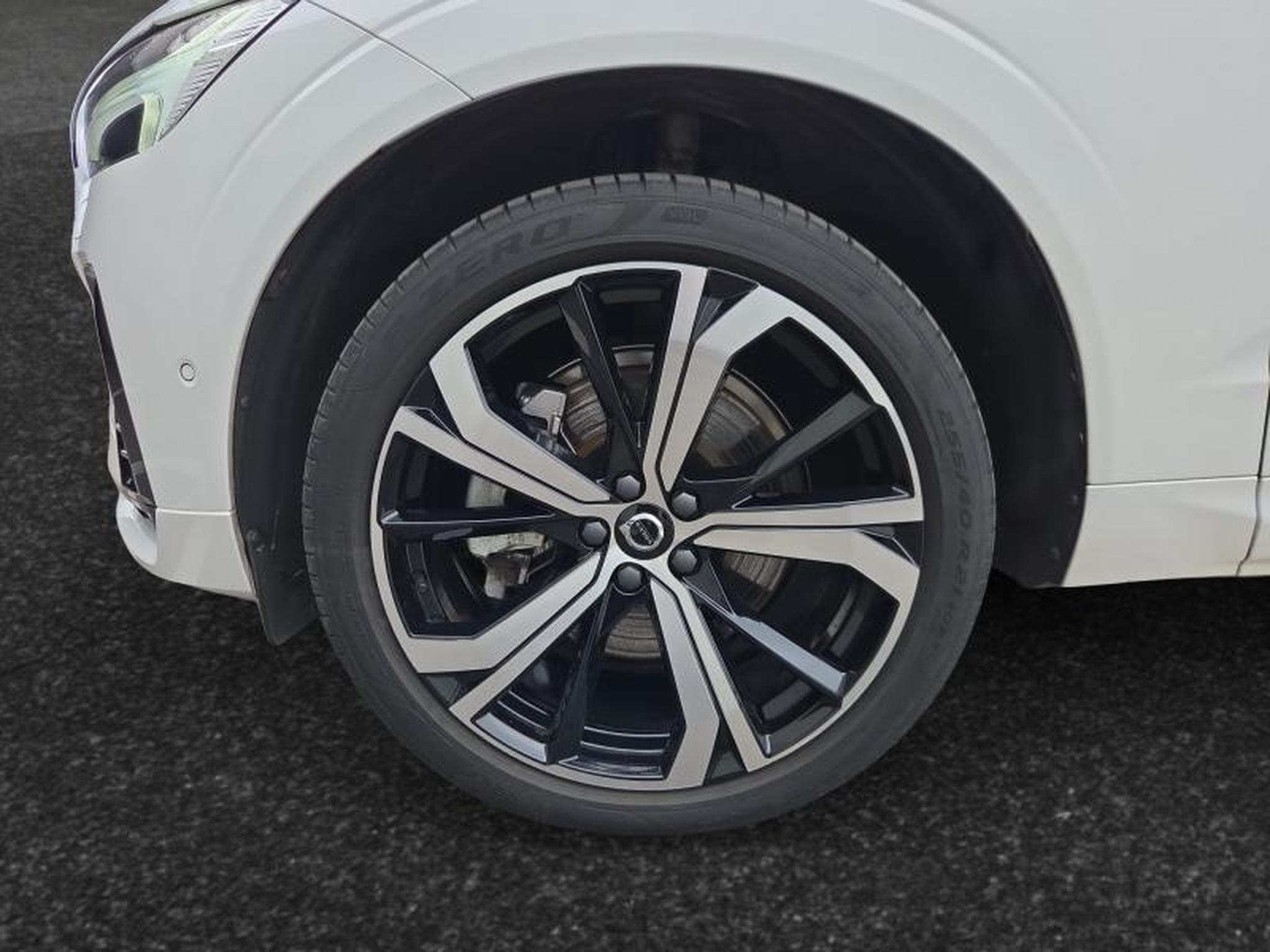 Volvo XC60 B4 Plus Dark/ Essence (2024) - Foto 14