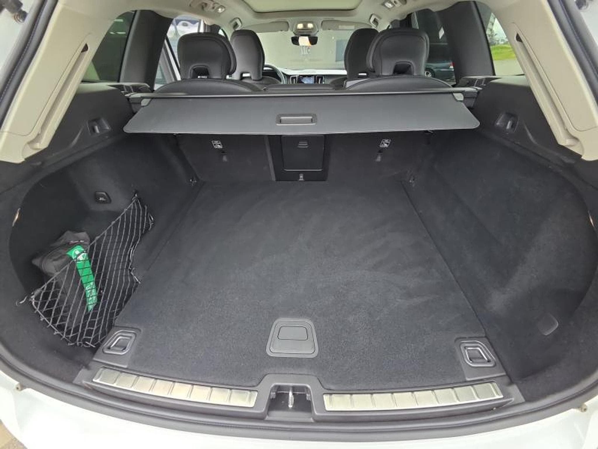 Volvo XC60 B4 Plus Dark/ Essence (2024) - Foto 19