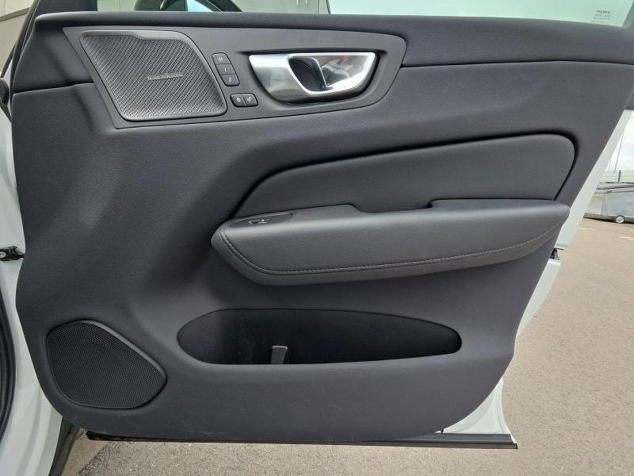 Volvo XC60 B4 Plus Dark/ Essence (2024) - Foto 21