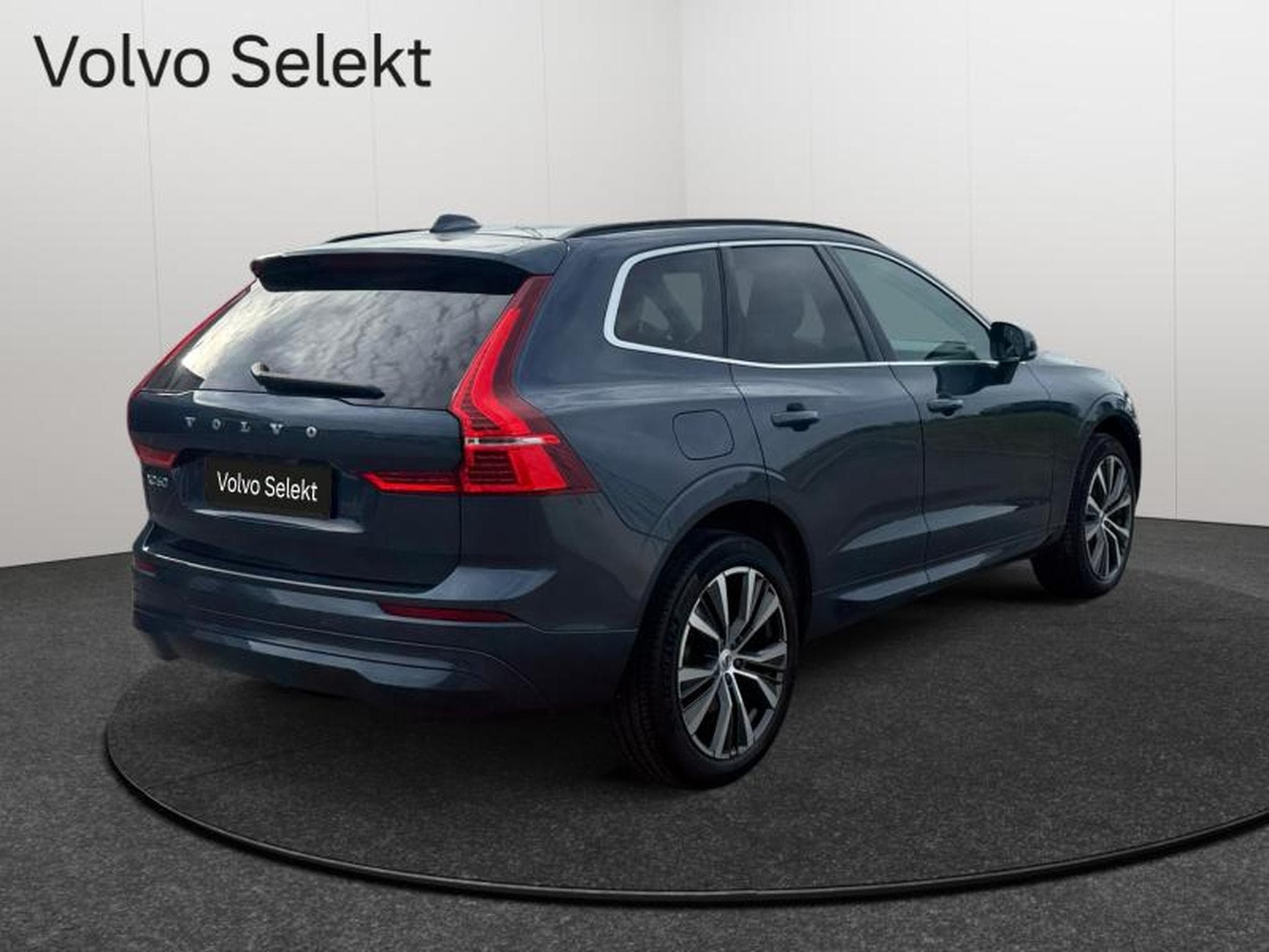 Volvo XC60 B4 Core / Essence (2022) - Foto 5