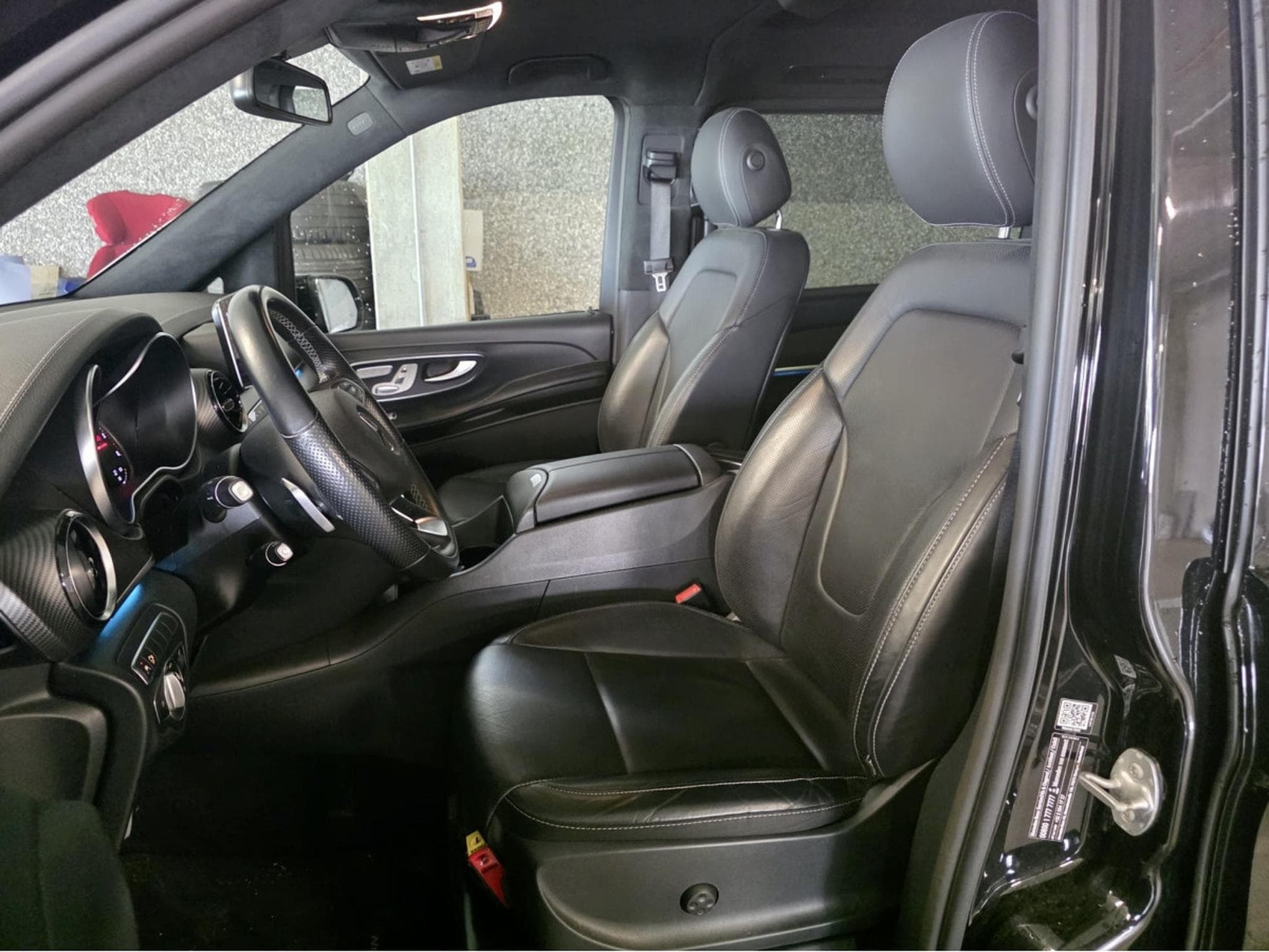 Mercedes V 250 D AMG LINE 6 SITZE BURMESTER PANO CUIR NAVI (2021) - Foto 3