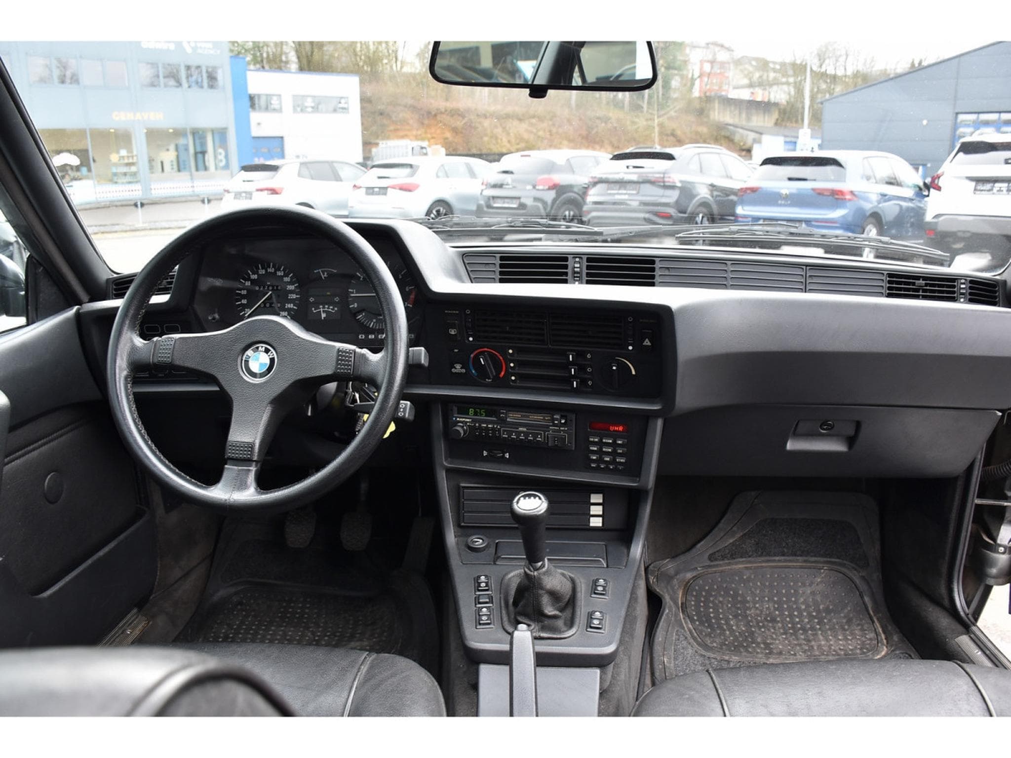 BMW 635 CSI CUIR TOIT OUVRANT REGUL 1° MAIN (1986) - Foto 10