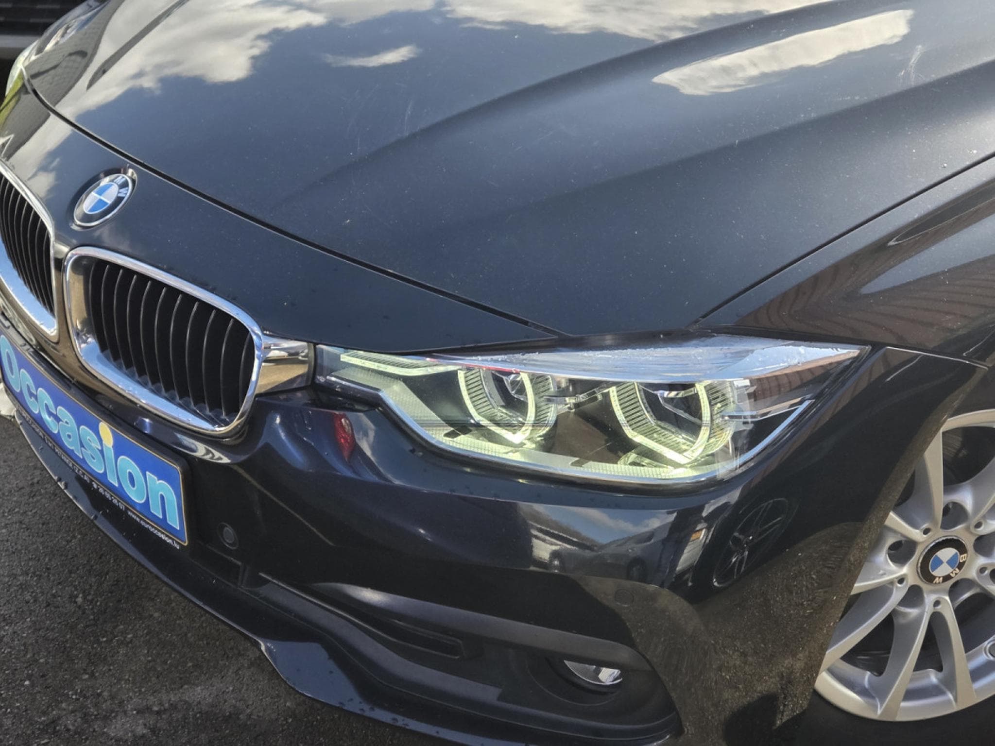 BMW 318 dA 136CV (2019) - Photo 2