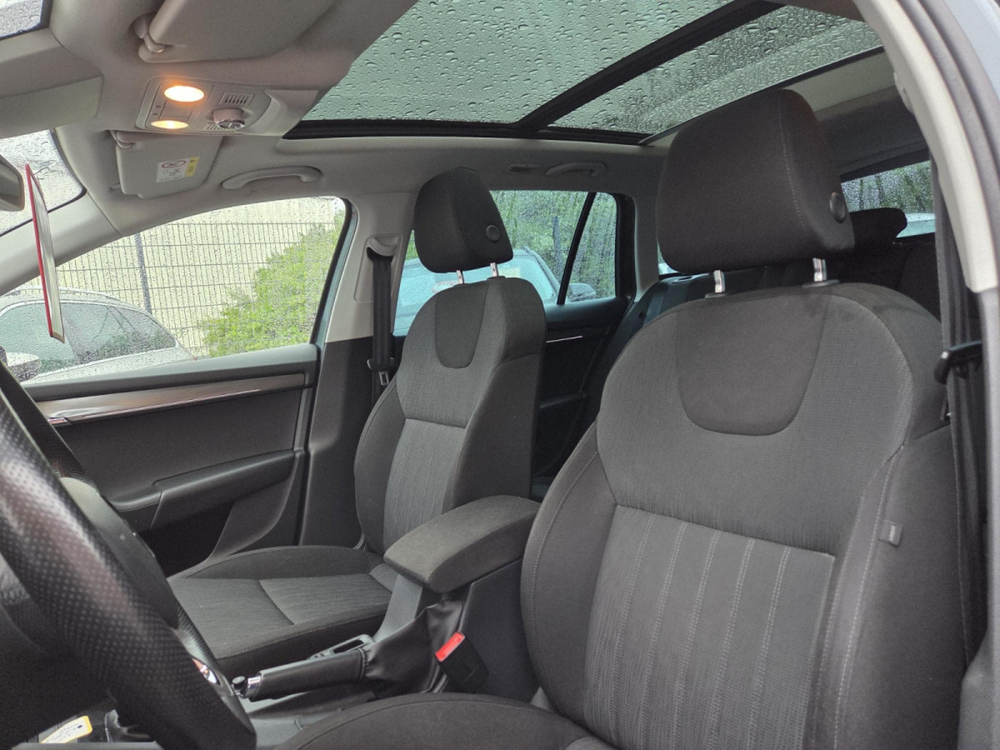 Skoda Octavia BREAK TDI DSG (2019) - Photo 8