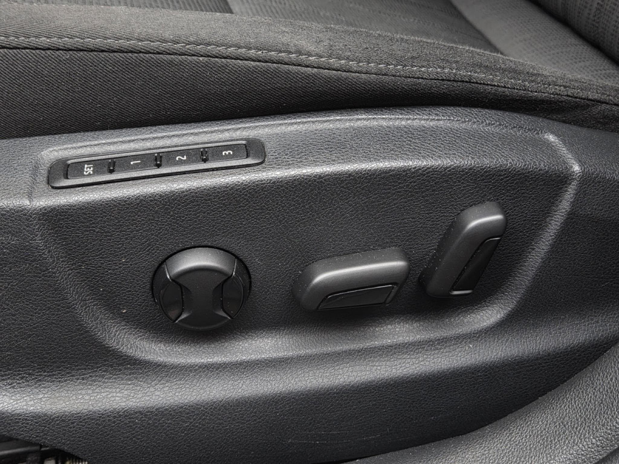 Skoda Octavia BREAK TDI DSG (2019) - Photo 9