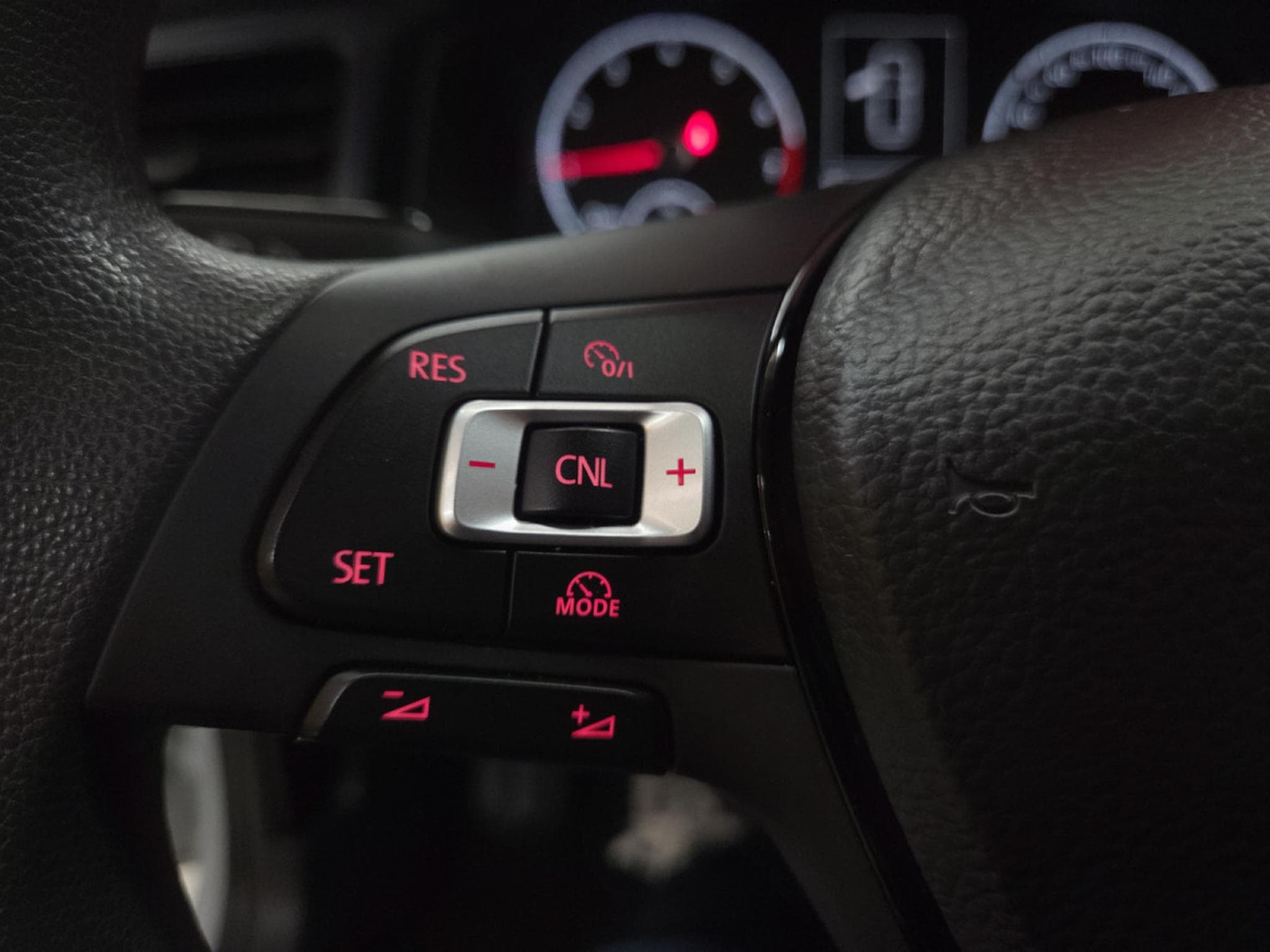 VW Polo 1.0 TRENDLINE 65CV (2018) - Photo 13