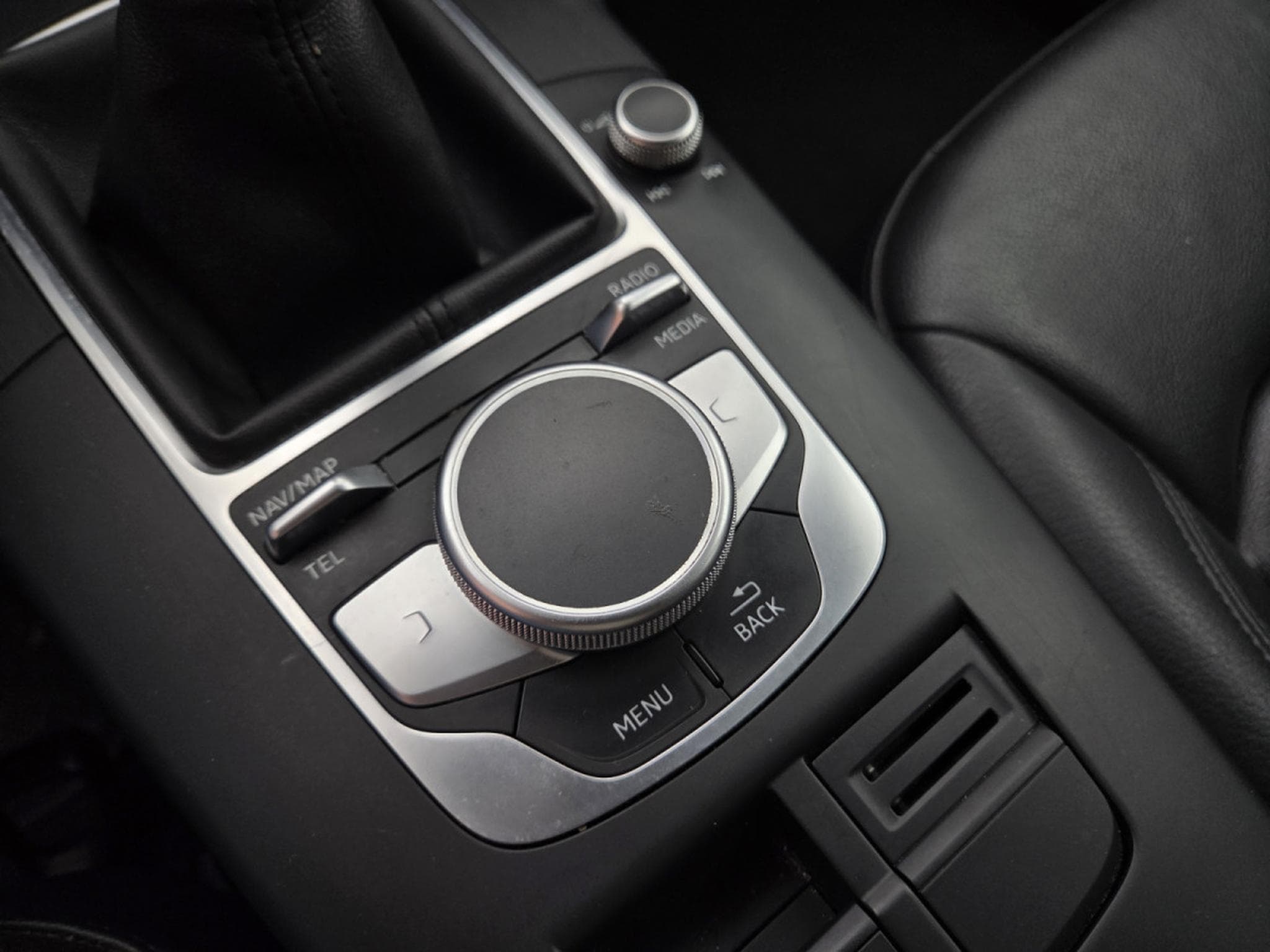 Audi A3 TFSI 116CV LIMOUSINE S-LINE EXT. (2020) - Photo 15