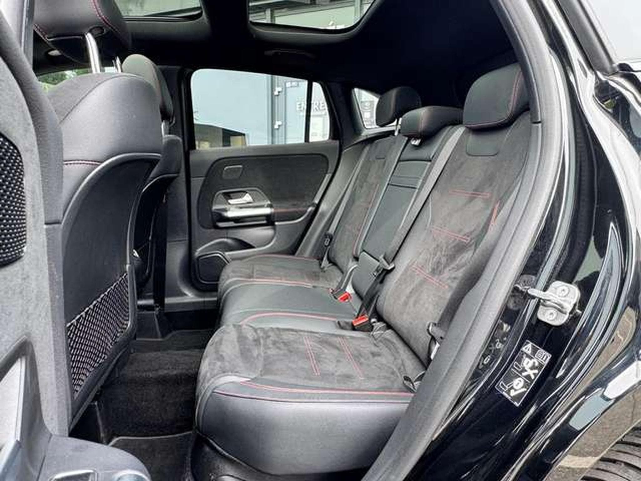 Mercedes GLA 250 GLA 250 e 8G-DCT Edition AMG Line (2024) - Foto 22