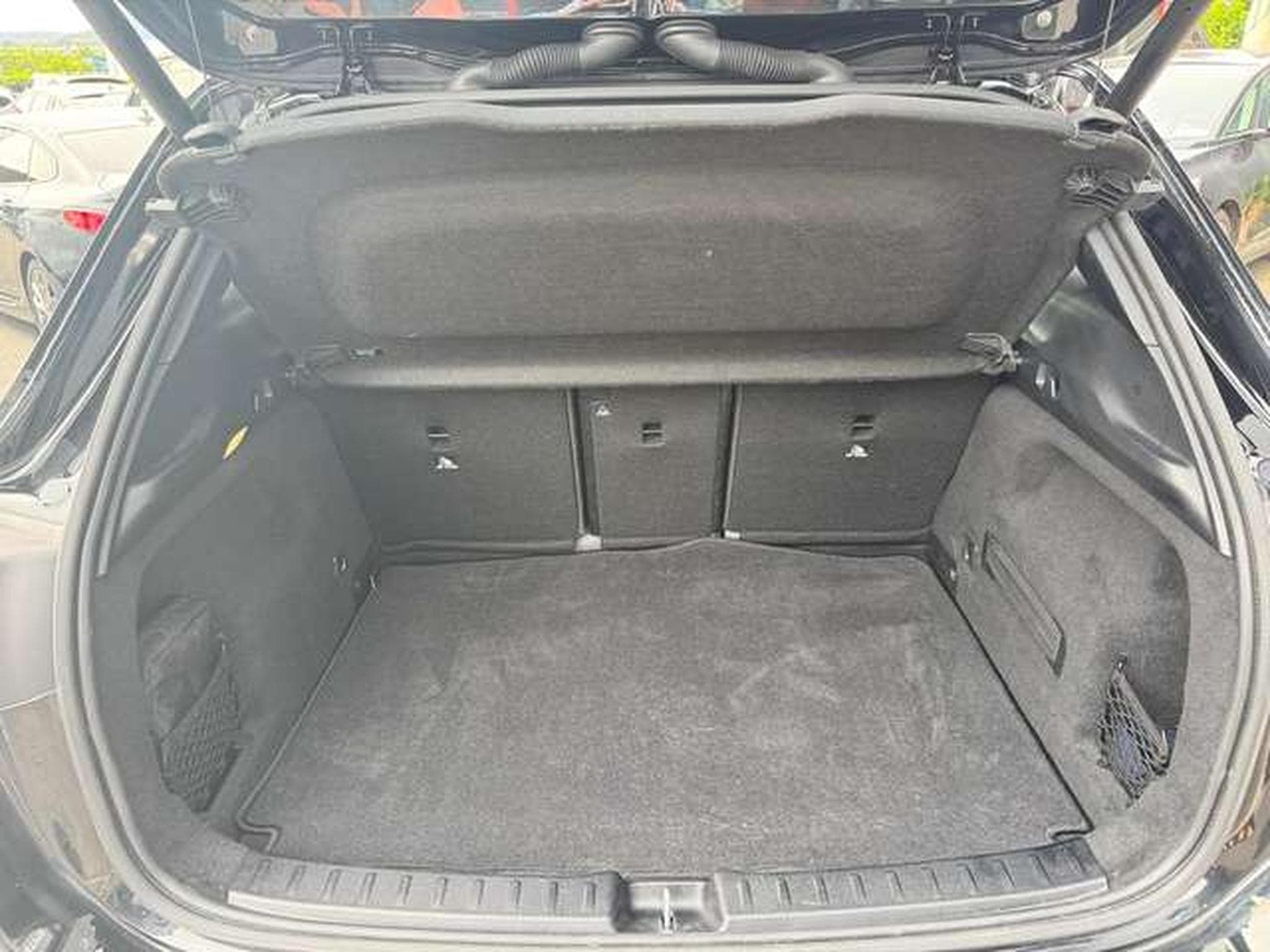 Mercedes GLA 250 GLA 250 e 8G-DCT Edition AMG Line (2024) - Foto 26