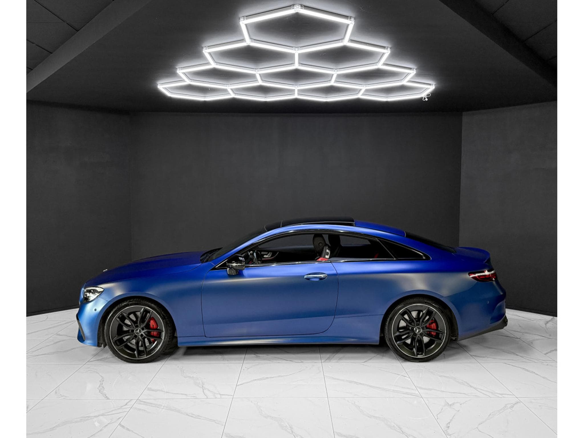 Mercedes E 53 AMG COUPE 4MATIC + / BURM. / PANO. / 360° / WARRANTY (2022) - Photo 2