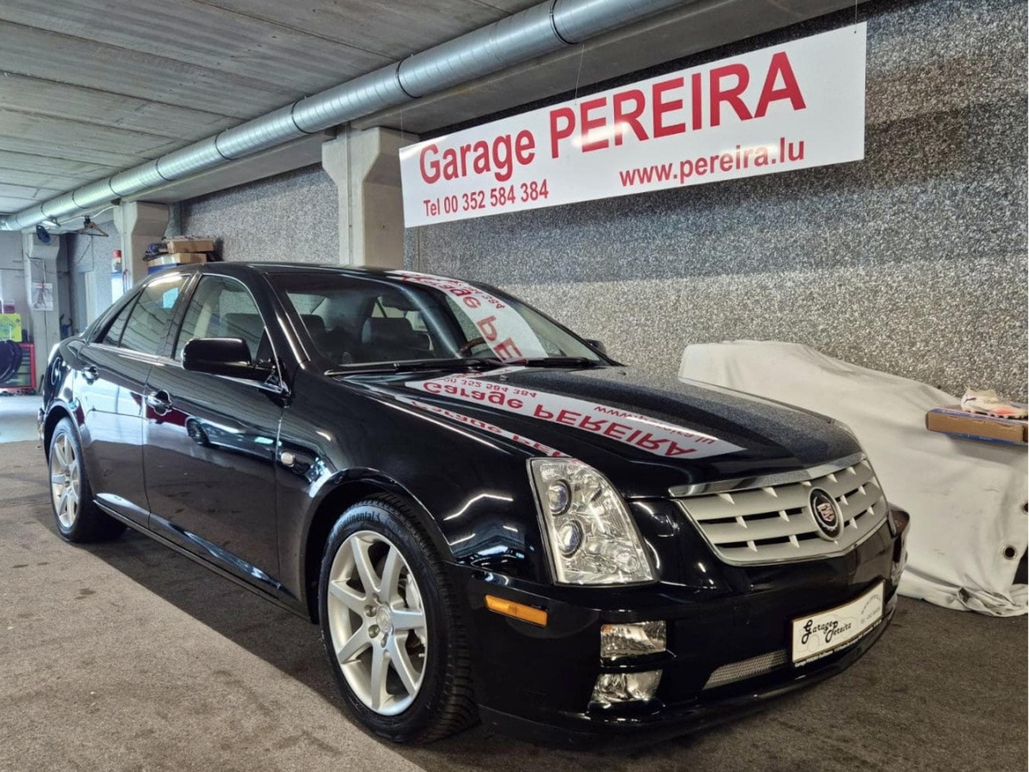 Cadillac STS 4.6 V8 HEAD UP BOSE CUIR NAVI EUROPA COC (2010) - Photo 1